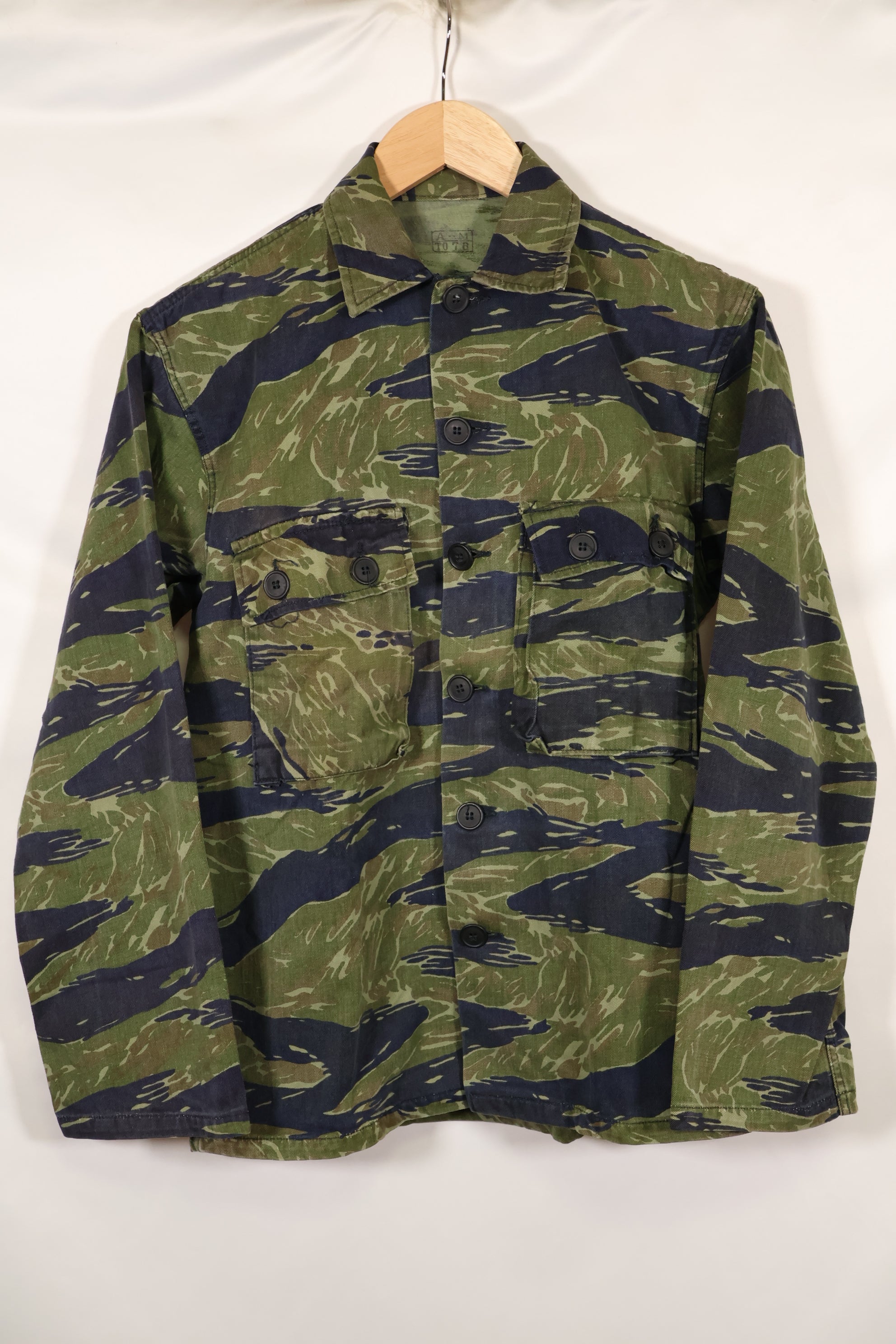 実物　TO78 A-M 沖縄タイガー　タイガーストライプ　シャツ　中古品