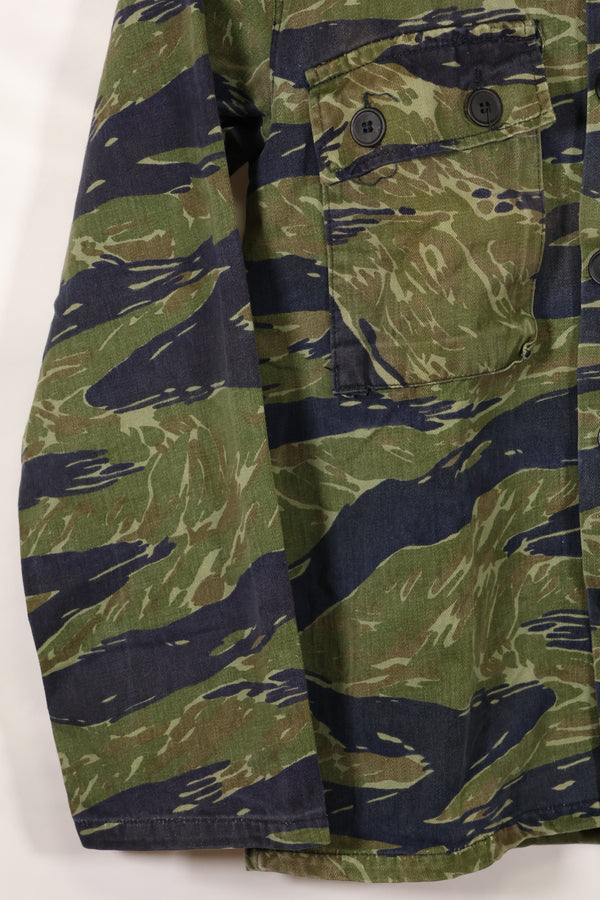 実物　TO78 A-M 沖縄タイガー　タイガーストライプ　シャツ　中古品