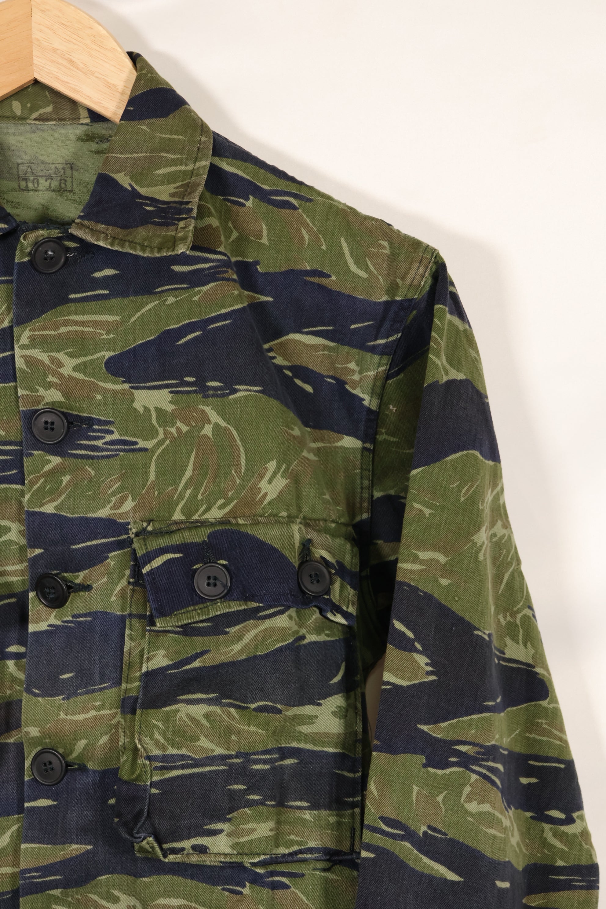 実物　TO78 A-M 沖縄タイガー　タイガーストライプ　シャツ　中古品