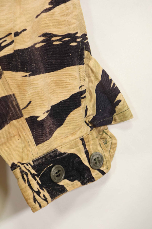 1960年代　初期　ゴールドタイガー　タイガーストライプシャツ　パッチ付　USカット　M　中古品