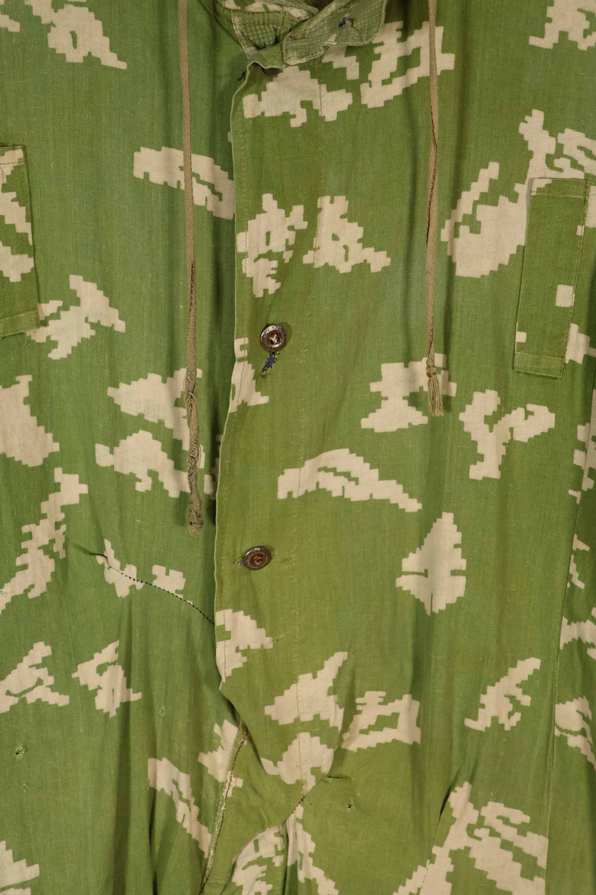 実物　1980年代　ソビエトロシア　KLMK 迷彩カバーオール　中古品　破れあり　補修あり