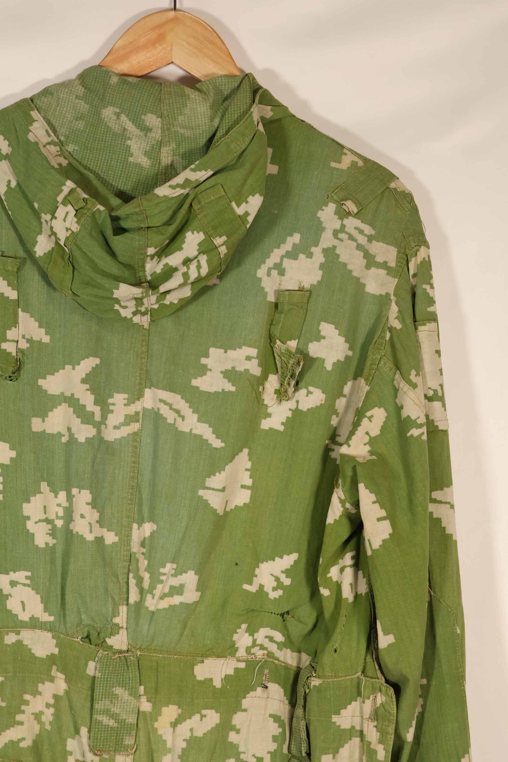 実物　1980年代　ソビエトロシア　KLMK 迷彩カバーオール　中古品　破れあり　補修あり