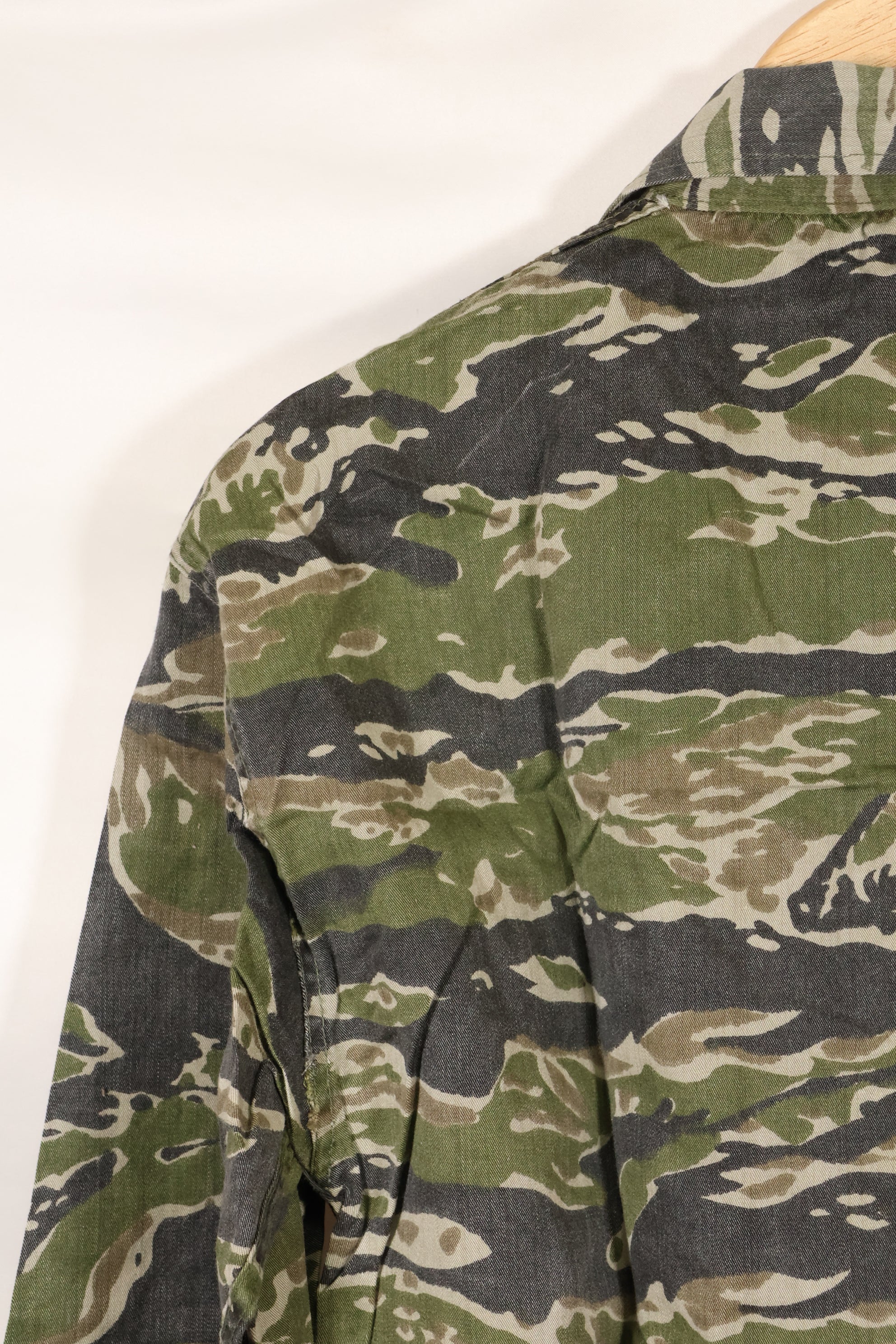 1960年代　タイガーストライプ　シャツ　CIDGパターン　状態良い　中古品