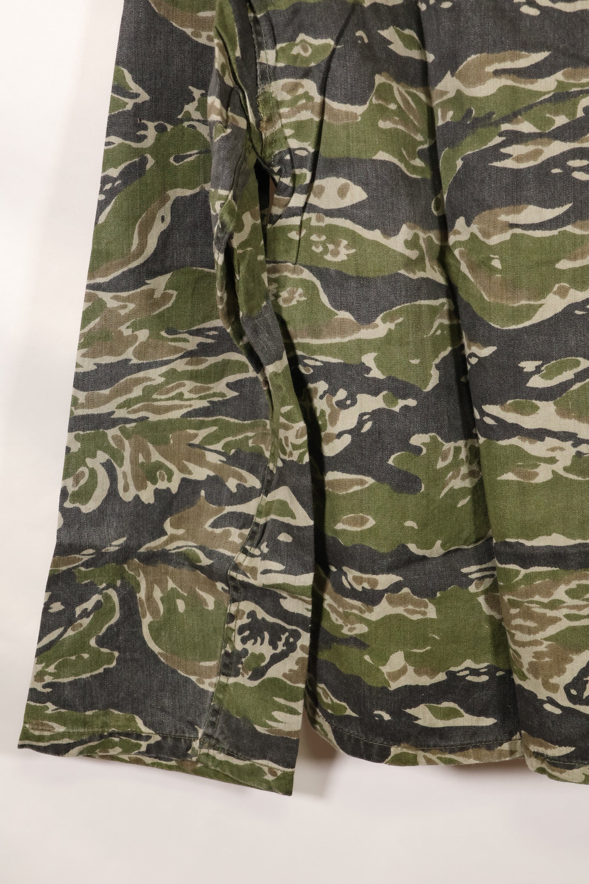 1960年代　タイガーストライプ　シャツ　CIDGパターン　状態良い　中古品