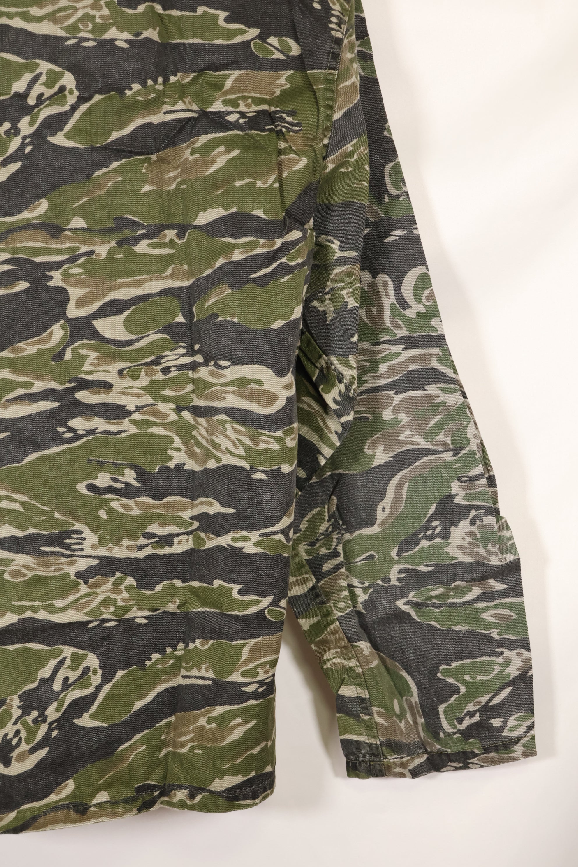 1960年代　タイガーストライプ　シャツ　CIDGパターン　状態良い　中古品