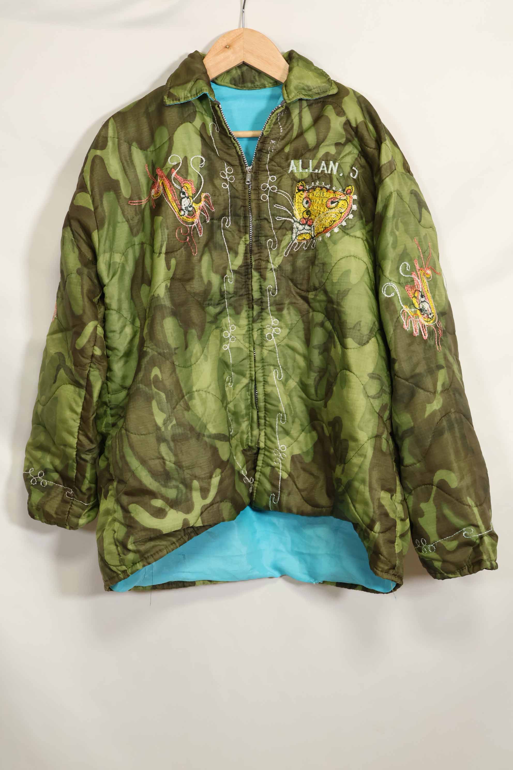 1969年〜70年　ベトナム戦争　ERDL迷彩ポンチョ製　ツアージャケット　ベトジャン　QUINHON　中古品