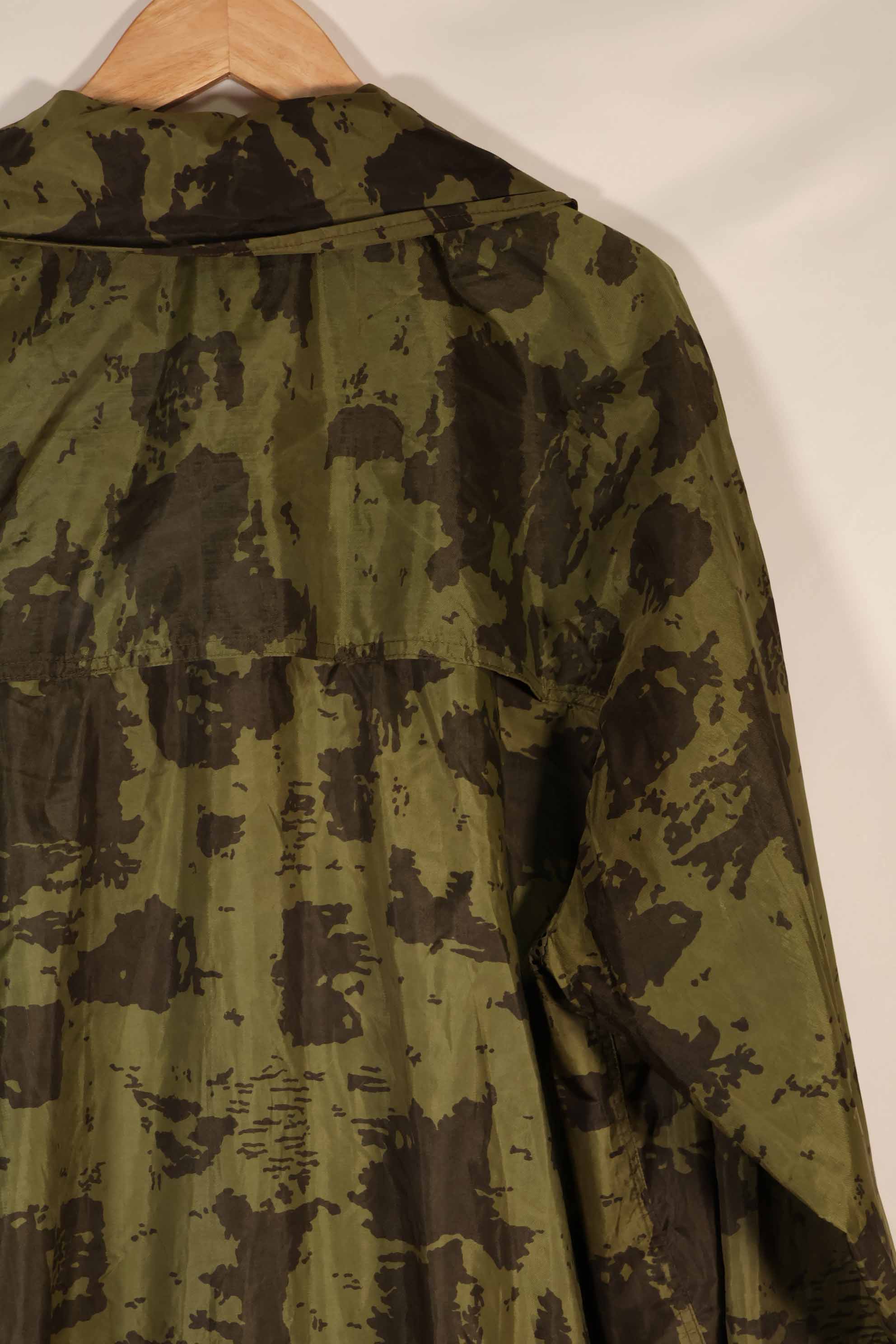 実物　1967年製　オーストラリア軍　迷彩レインコート　中古品　E