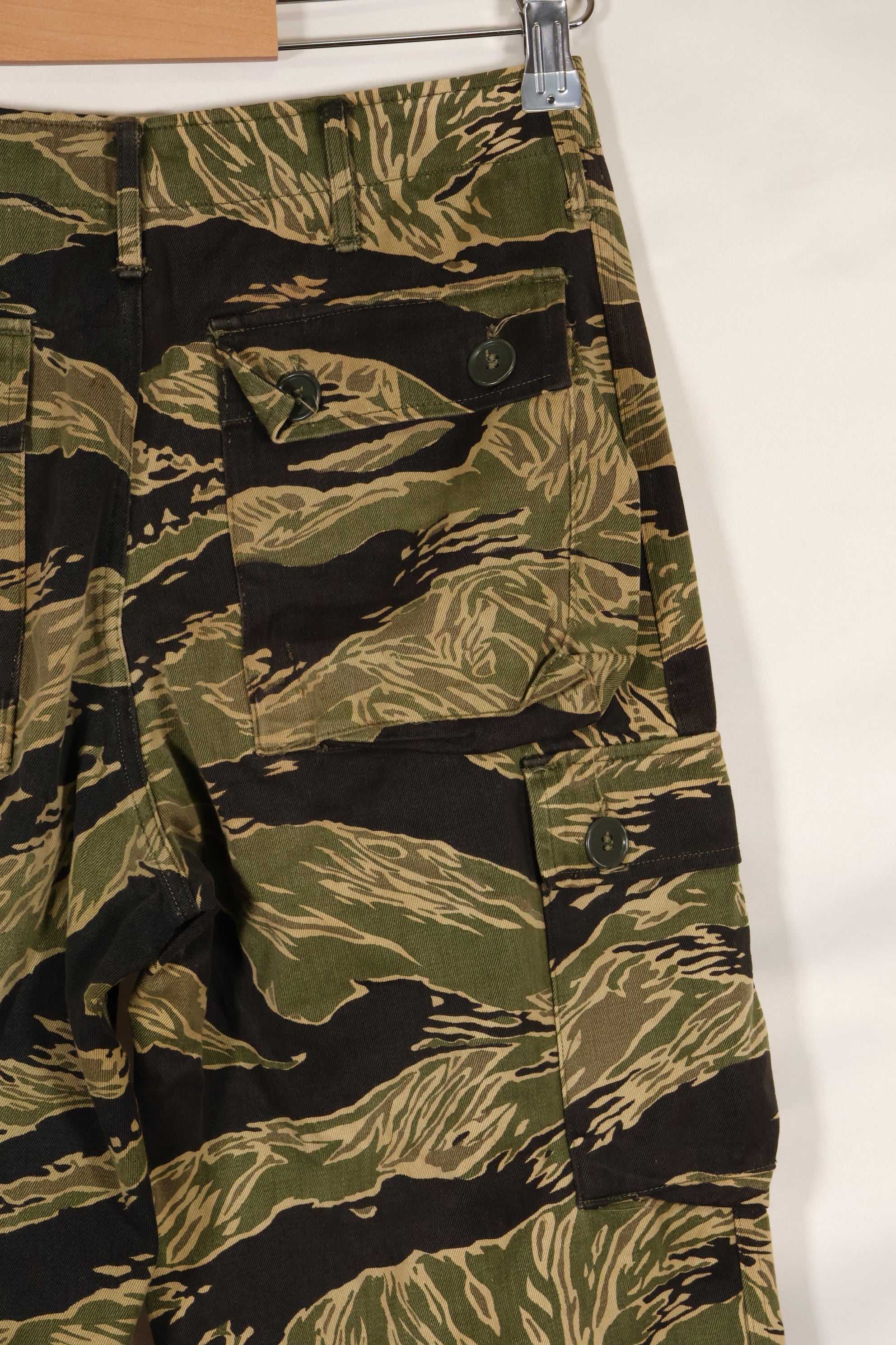 実物　沖縄タイガー　タイガーストライプ　パンツ　Asian Cut　褪色あり　中古品