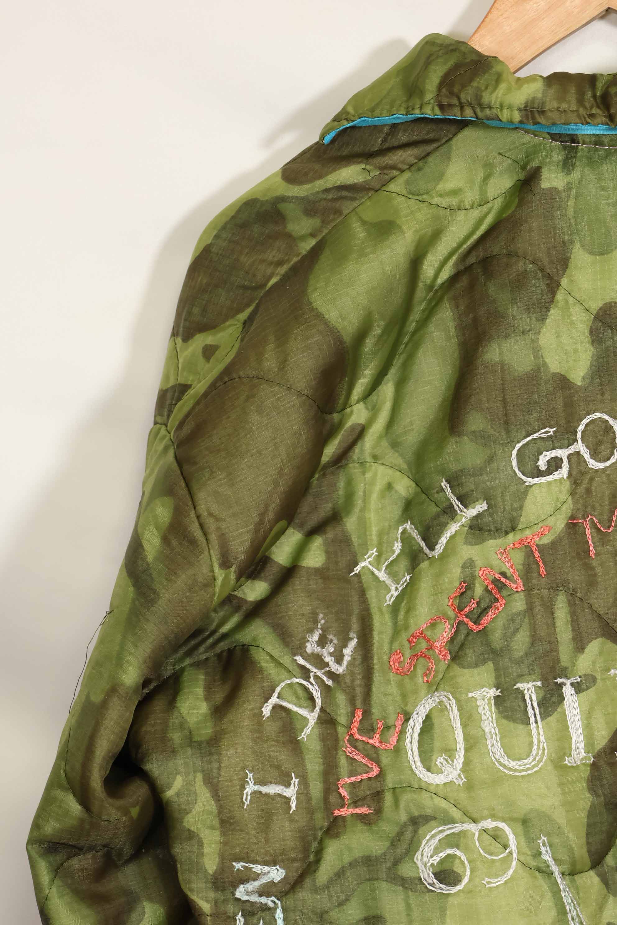 1969年〜70年　ベトナム戦争　ERDL迷彩ポンチョ製　ツアージャケット　ベトジャン　QUINHON　中古品