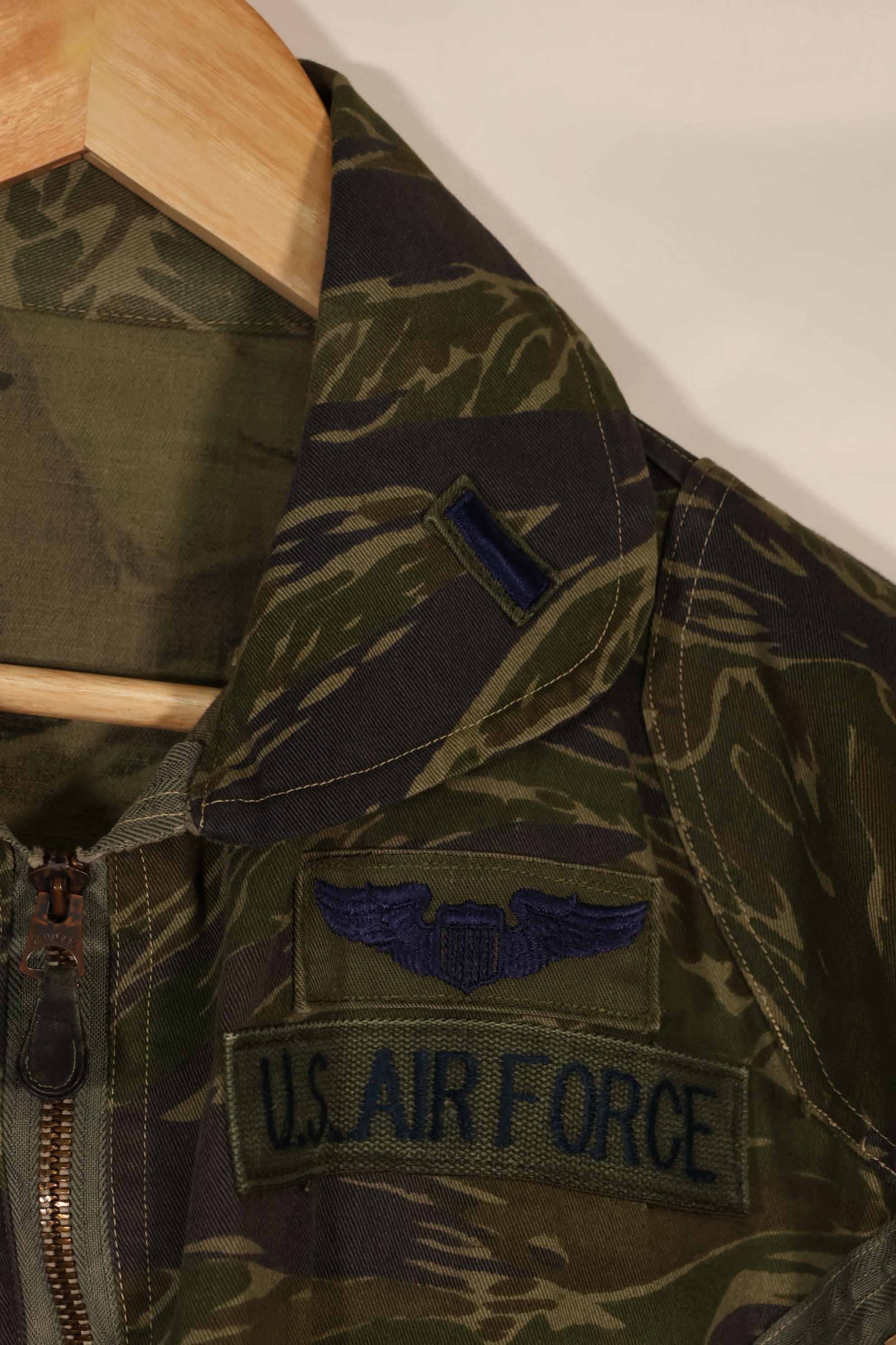 実物生地　アメリカ空軍　TYPE K2-B タイガーストライプ　フライトスーツ　中古品