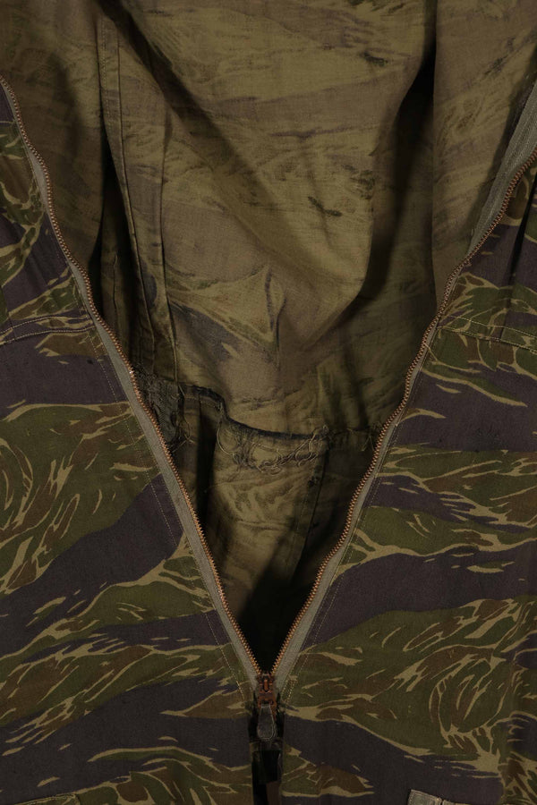 実物生地　アメリカ空軍　TYPE K2-B タイガーストライプ　フライトスーツ　中古品