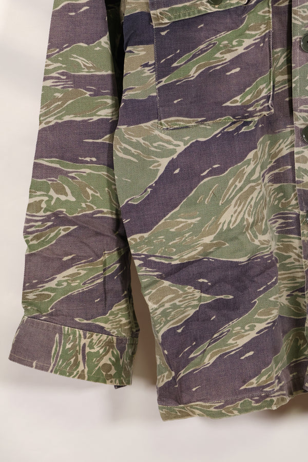 1960年代中頃　推定 A-XL　シルバータイガー　タイガーストライプ　シャツ　退色あり　中古品