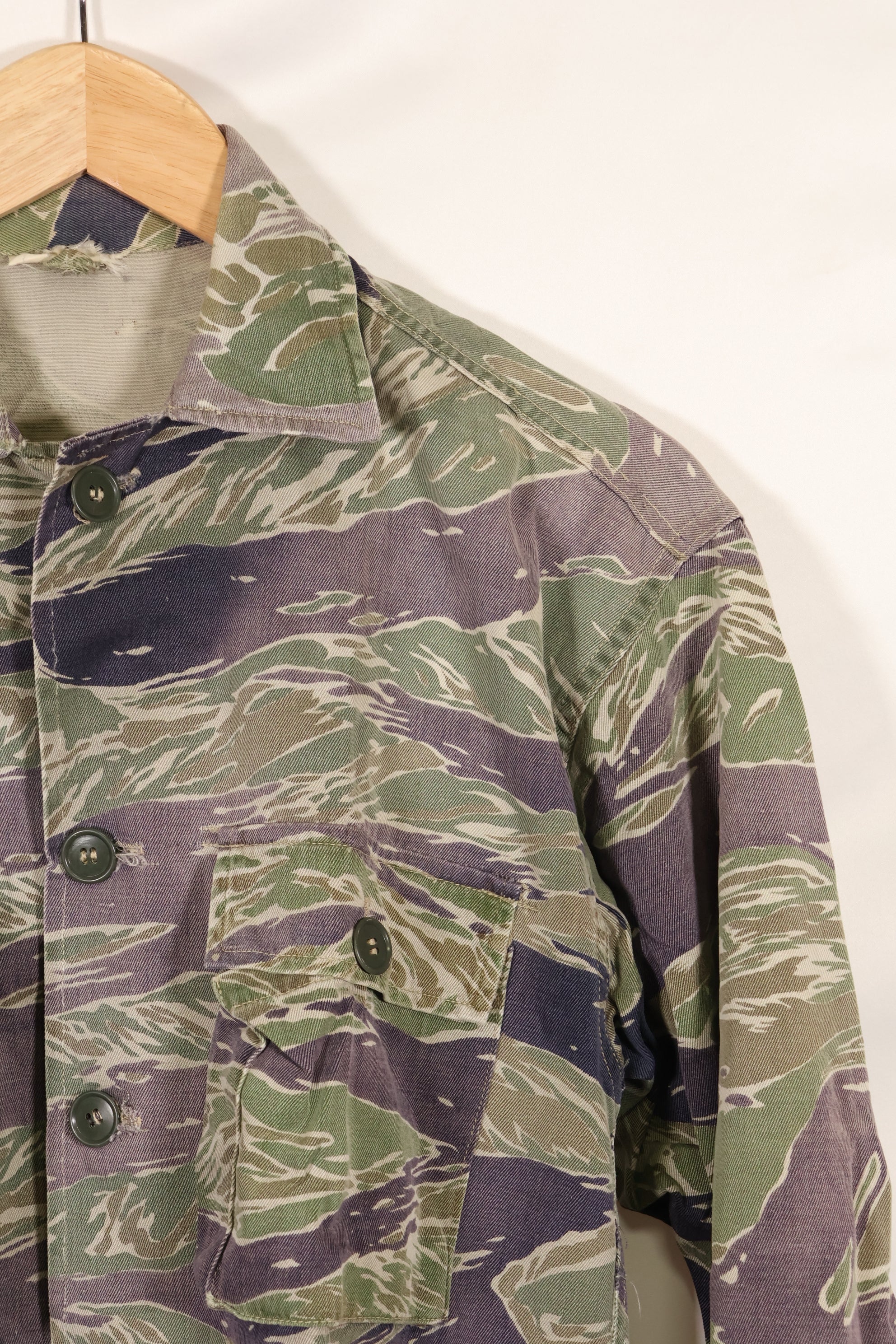 1960年代中頃　推定 A-XL　シルバータイガー　タイガーストライプ　シャツ　退色あり　中古品