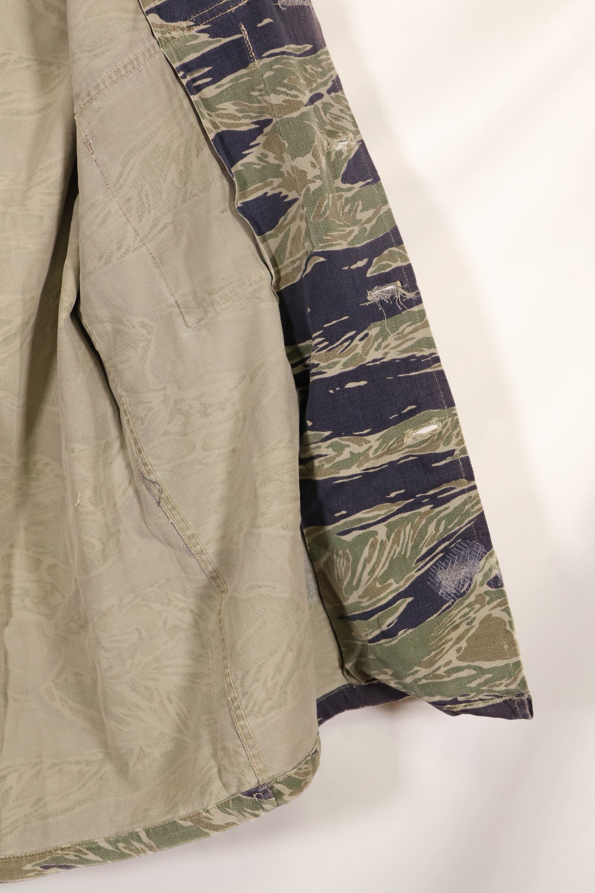 1960年代中頃　推定 A-XL　シルバータイガー　タイガーストライプ　シャツ　退色あり　中古品