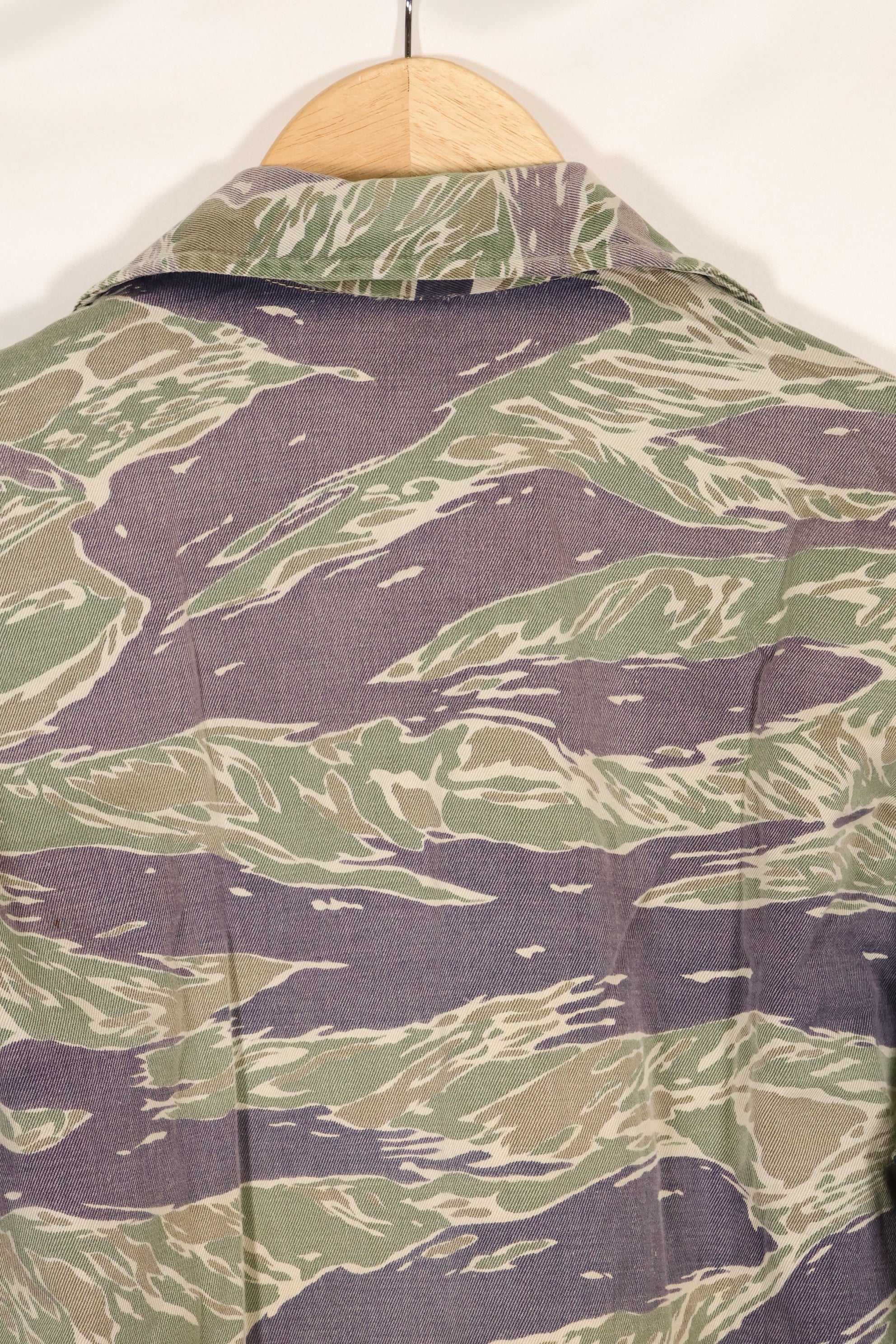 1960年代中頃　推定 A-XL　シルバータイガー　タイガーストライプ　シャツ　退色あり　中古品