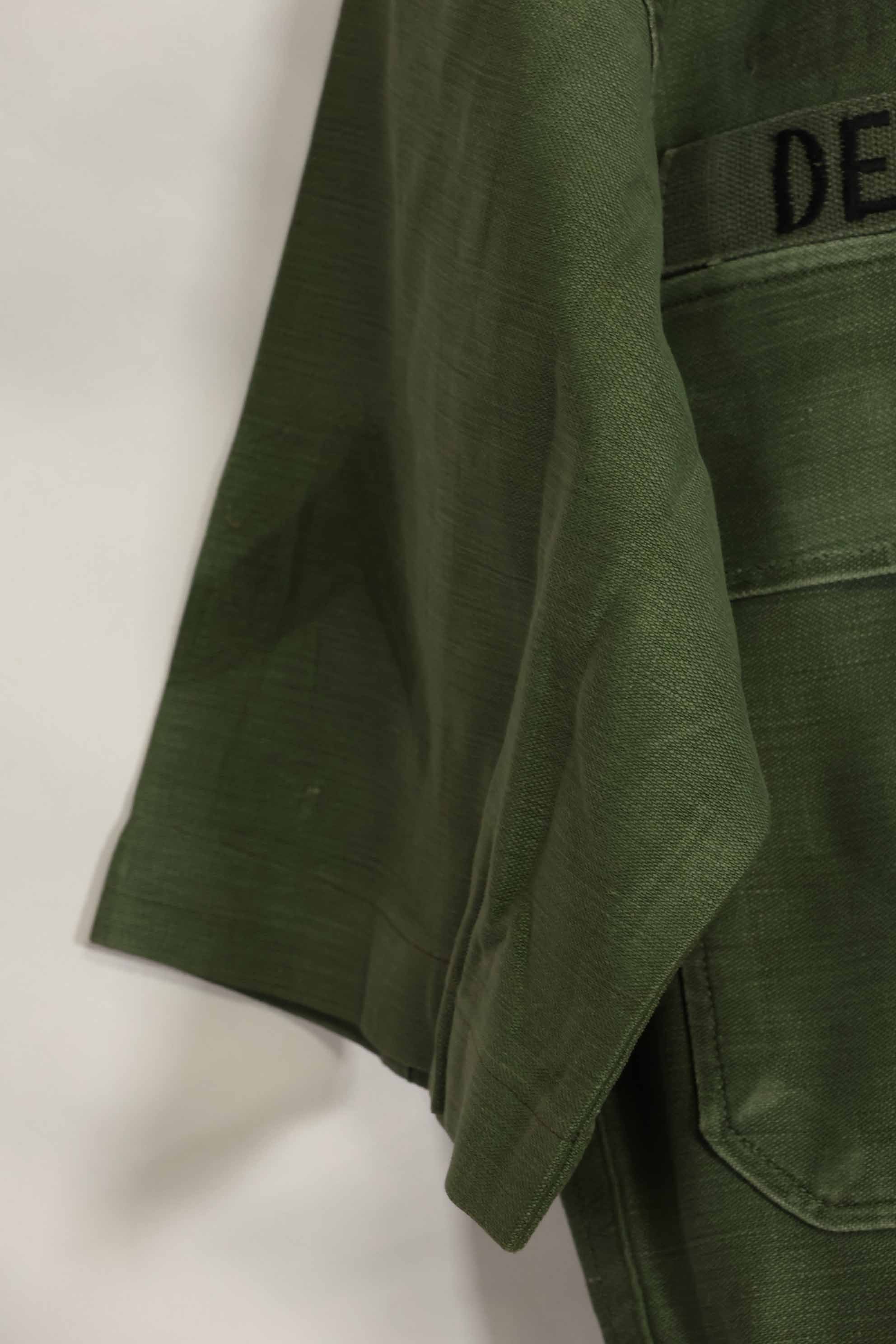 1960年代　元グリーンベレー兵士放出　OG-107　ユーティリティシャツ　初付け　パッチ付き　中古品　A