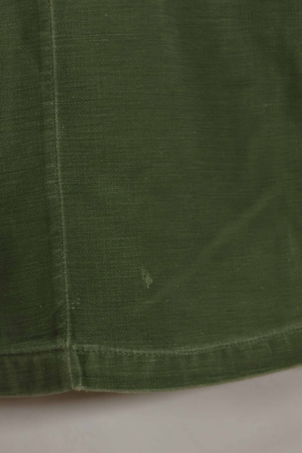 1960年代　元グリーンベレー兵士放出　OG-107　ユーティリティシャツ　初付け　パッチ付き　中古品　A