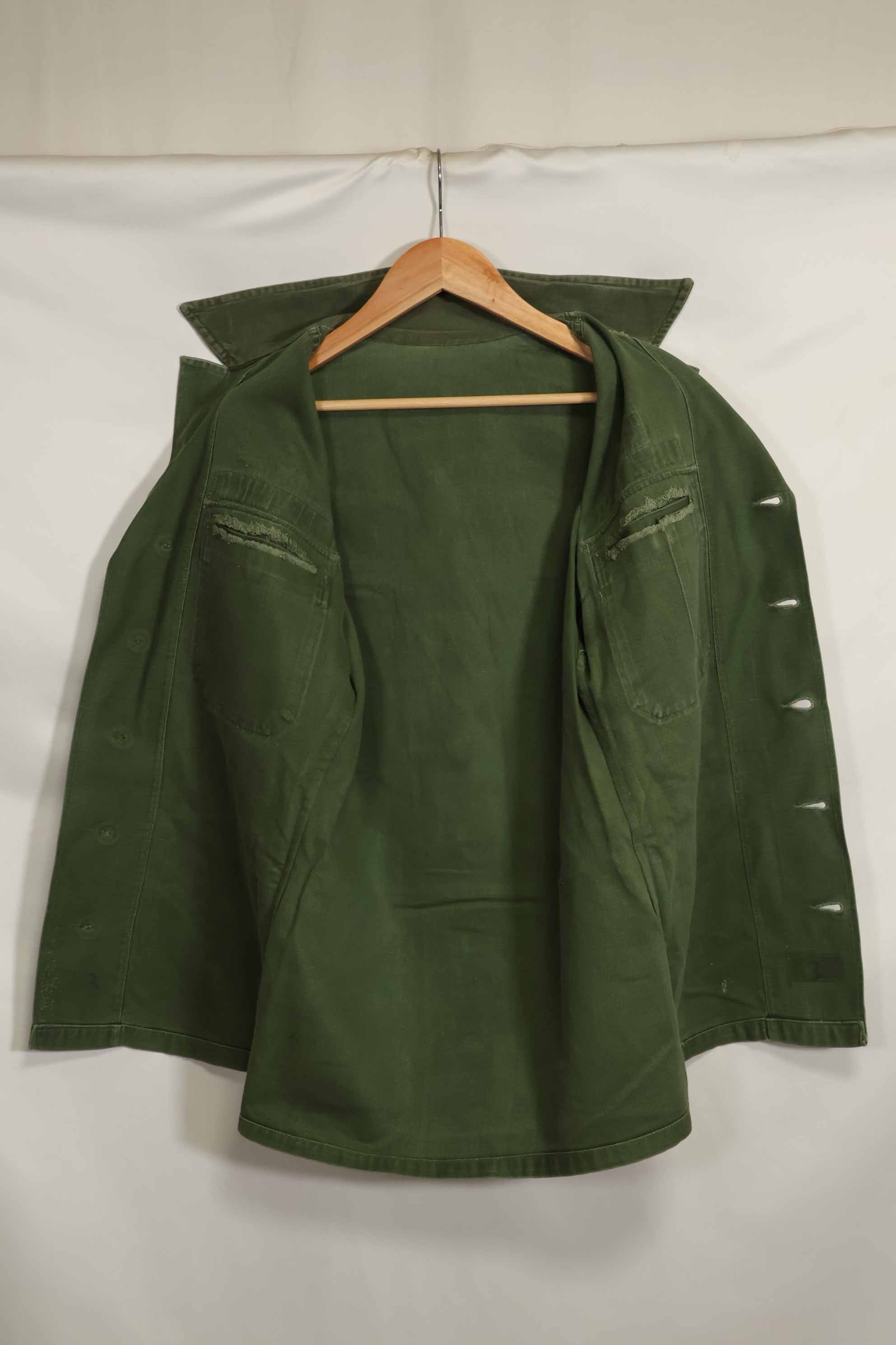 1960年代　元グリーンベレー兵士放出　OG-107　ユーティリティシャツ　初付け　パッチ付き　中古品　A