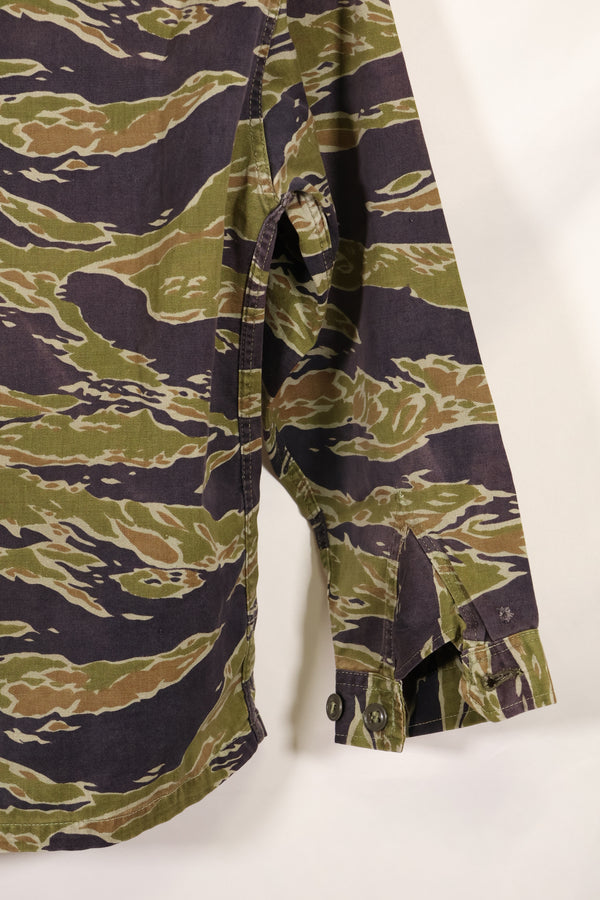 実物　レイトウォーパターン　タイガーストライプ　シャツ　ヘビーウェイト生地　中古品