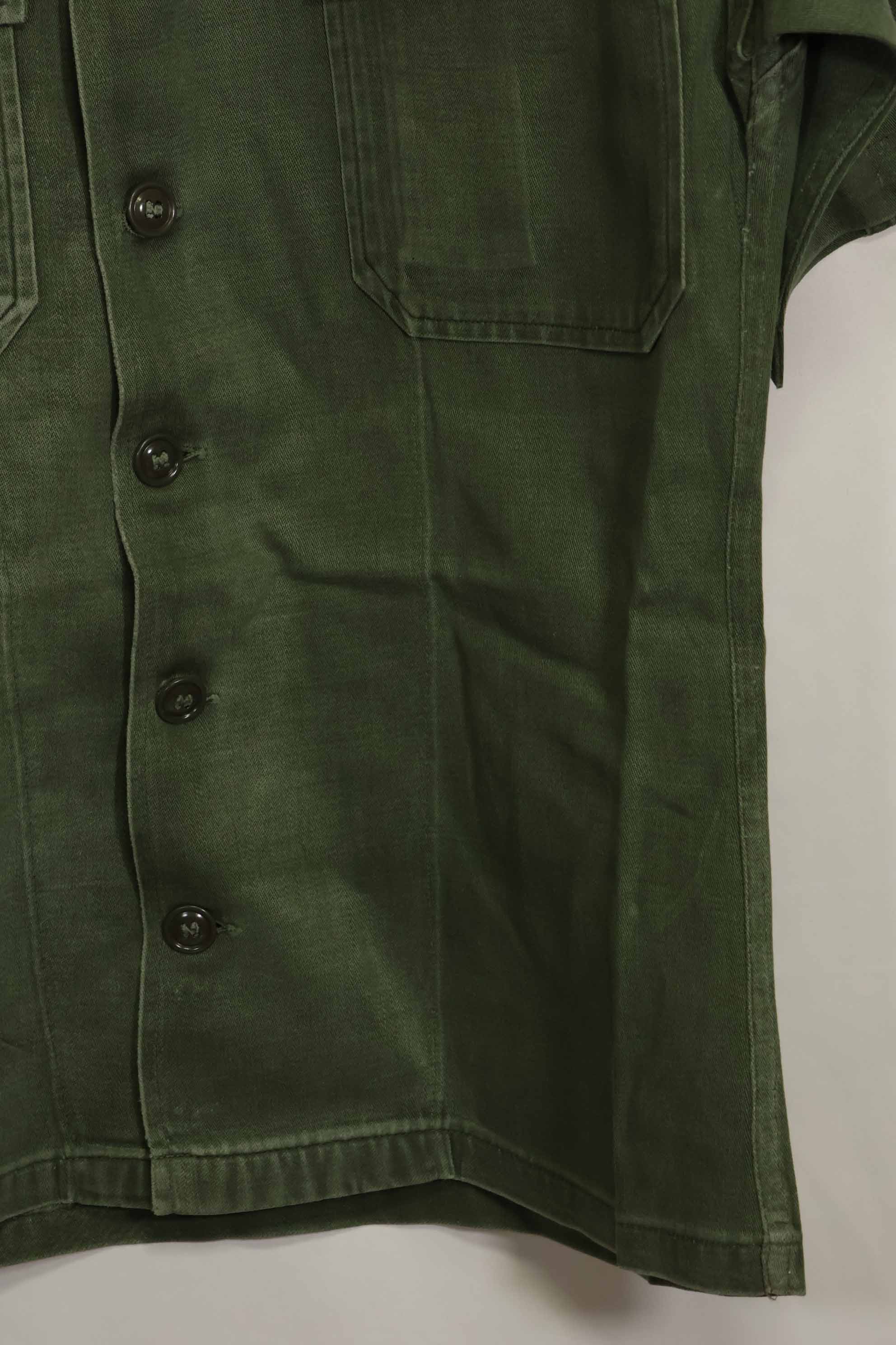 1960年代　元グリーンベレー兵士放出　OG-107　ユーティリティシャツ　初付け　パッチ付き　中古品　B