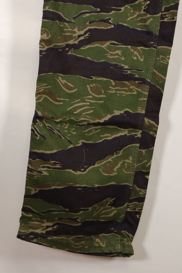 実物　タイガーストライプ　パンツ　ゴールドタイガー派生パターン　ボタン欠損あり　ほぼ未使用品