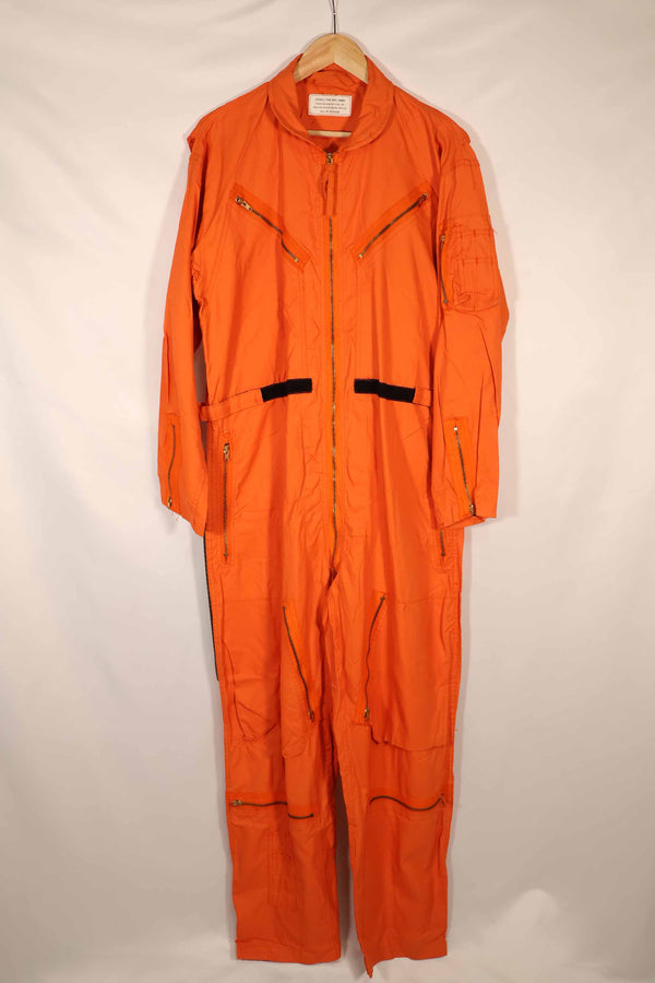 実物　1962年製　アメリカ空軍　USAF K2-B　未使用品　レスキューオレンジ色