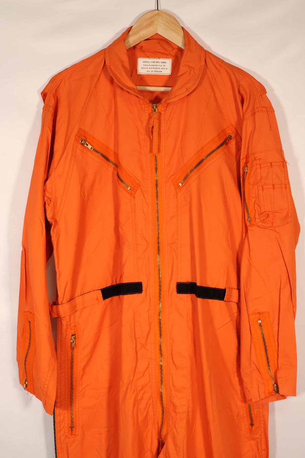 実物　1962年製　アメリカ空軍　USAF K2-B　未使用品　レスキューオレンジ色