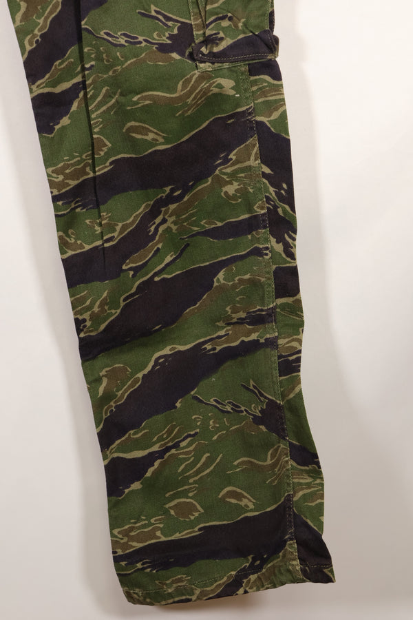 実物　タイガーストライプ　パンツ　ゴールドタイガー派生パターン　ボタン欠損あり　ほぼ未使用品