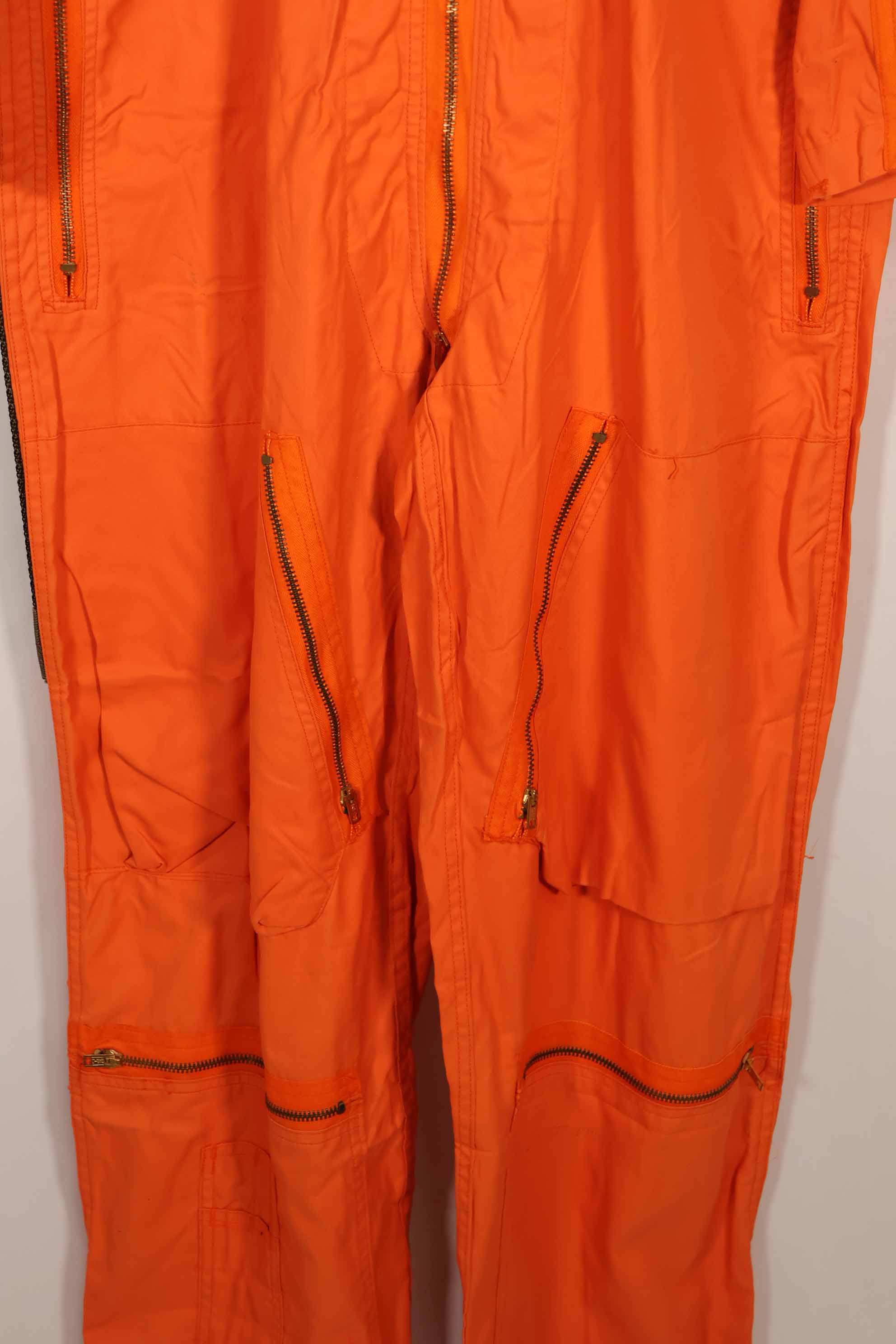 実物　1962年製　アメリカ空軍　USAF K2-B　未使用品　レスキューオレンジ色