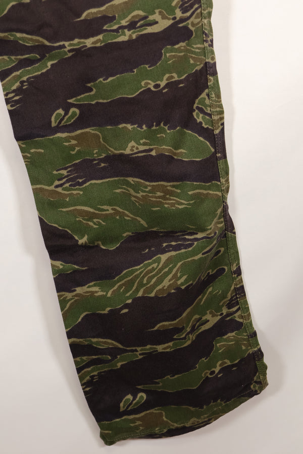 実物　タイガーストライプ　パンツ　ゴールドタイガー派生パターン　ボタン欠損あり　ほぼ未使用品