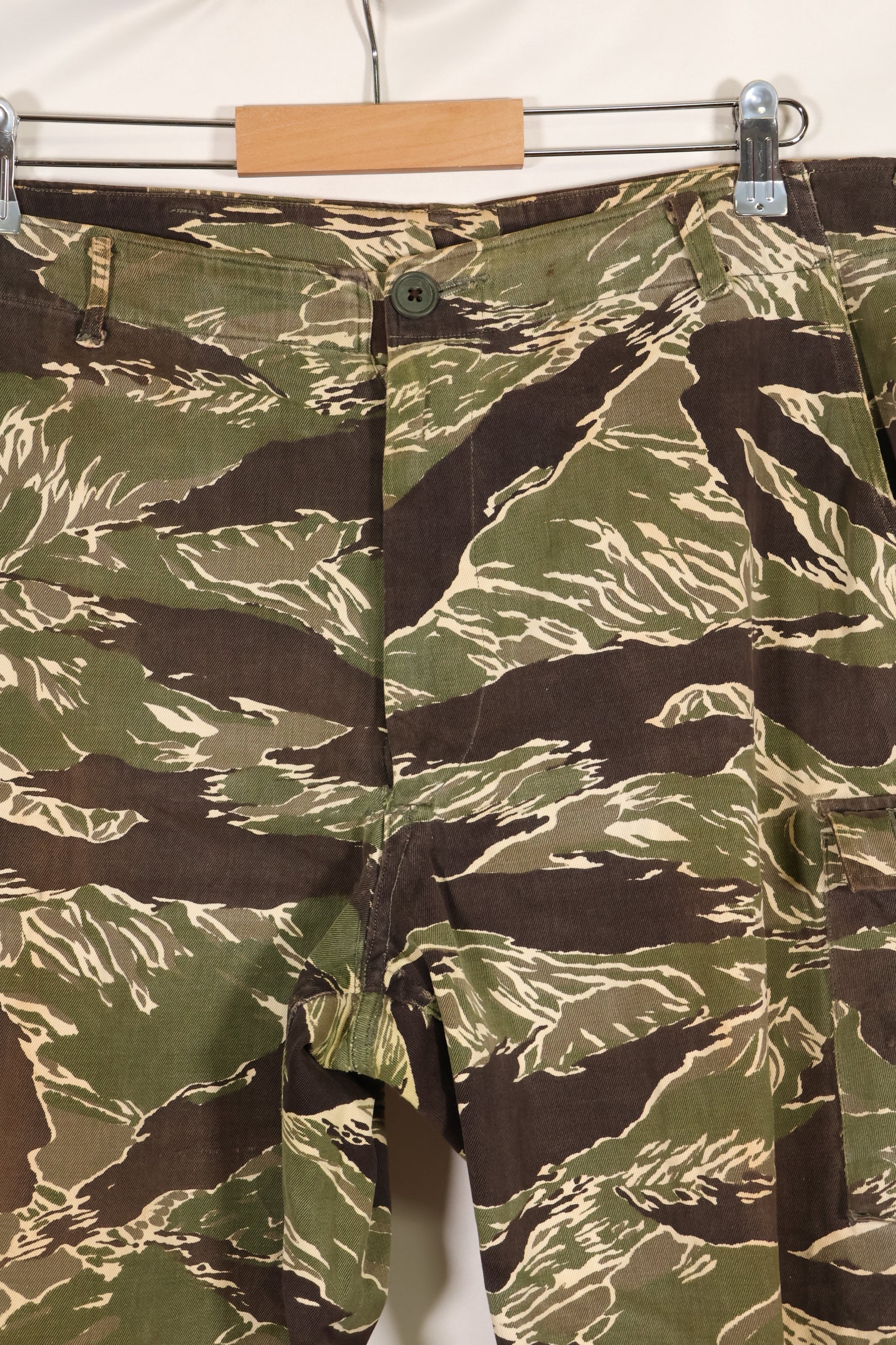 1960年代中頃　推定US-L〜XL　沖縄タイガー　タイガーストライプ　パンツ　HAMAジッパー　中古品