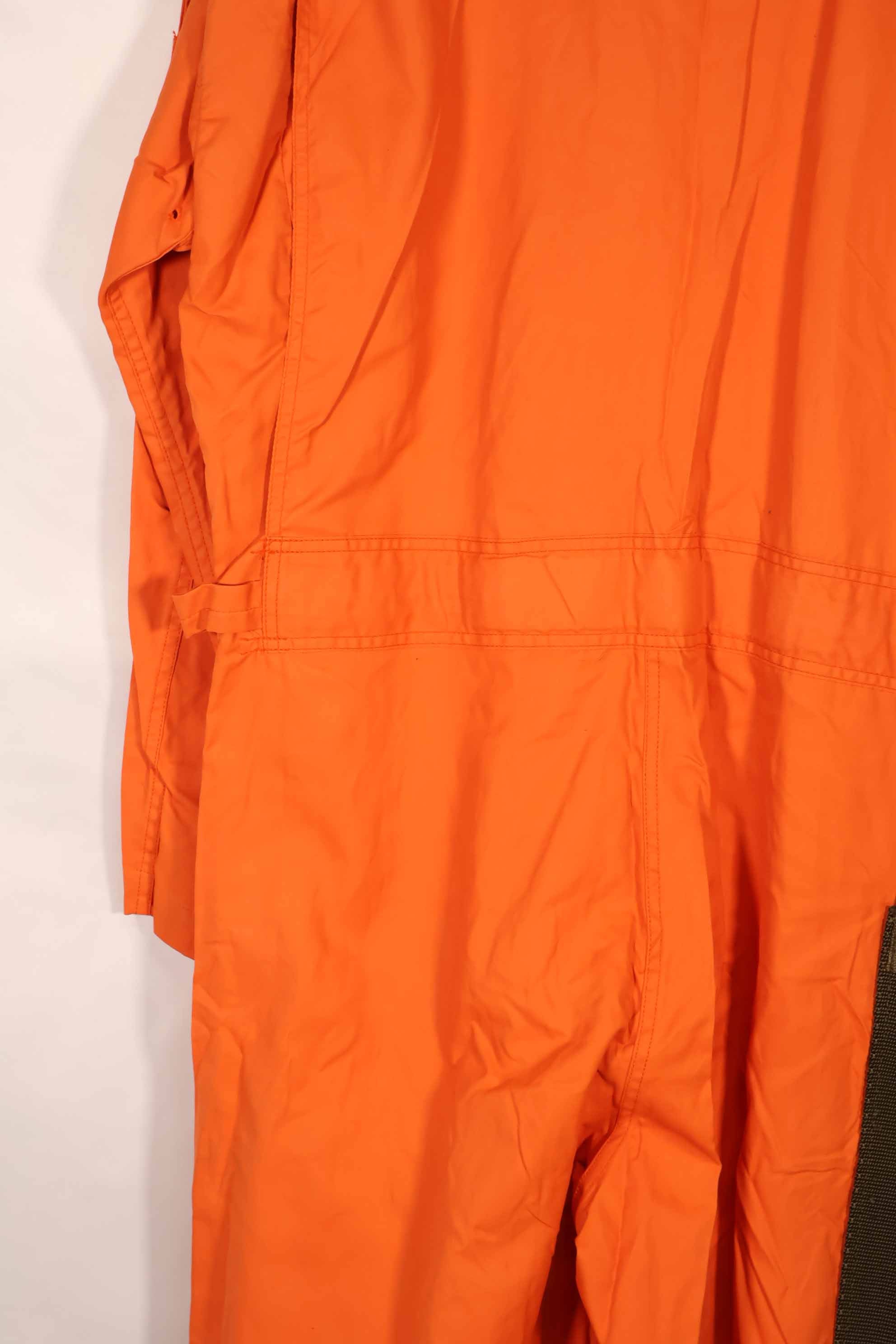 実物　1962年製　アメリカ空軍　USAF K2-B　未使用品　レスキューオレンジ色