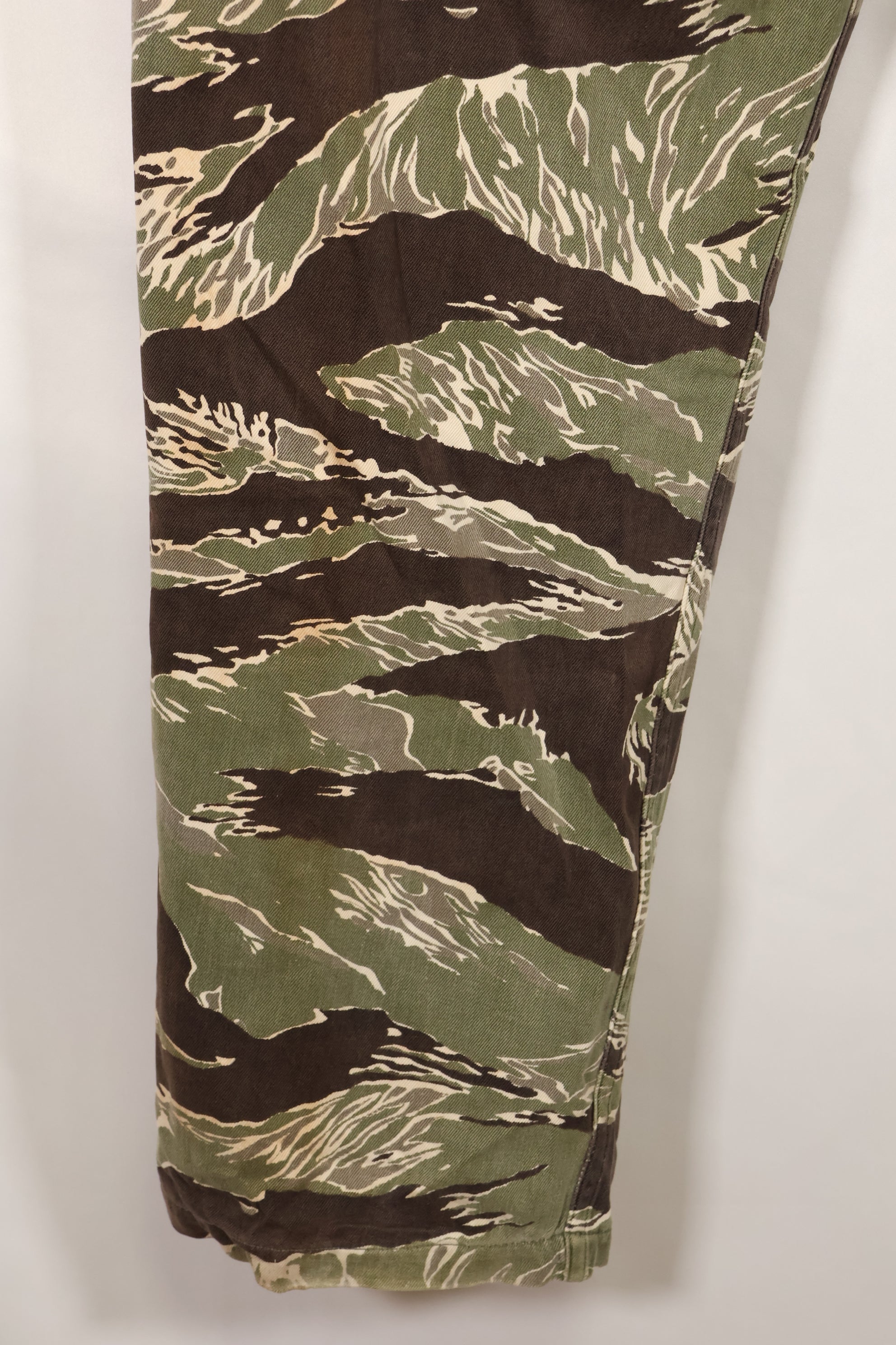 1960年代中頃　推定US-L〜XL　沖縄タイガー　タイガーストライプ　パンツ　HAMAジッパー　中古品