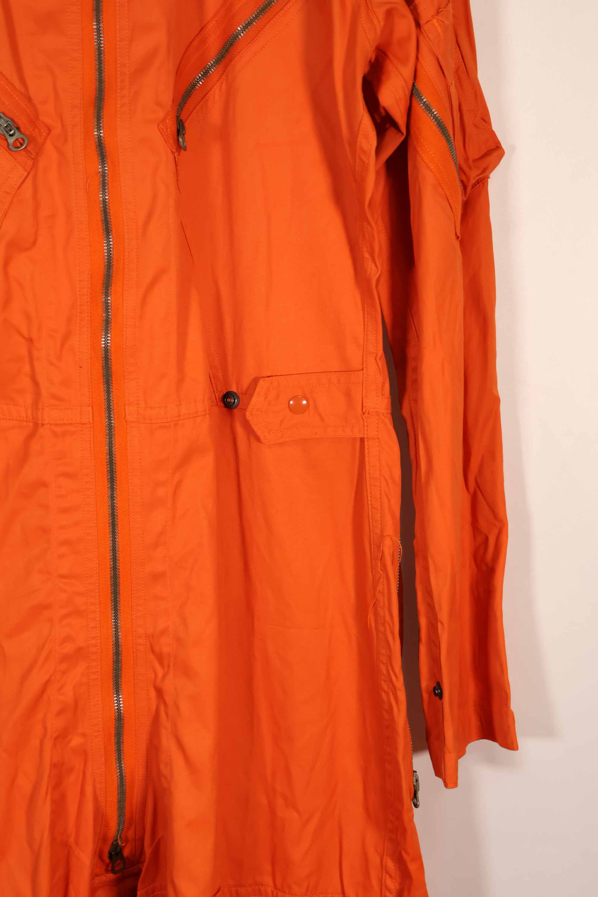 実物　1964年製　アメリカ空軍　USAF K2-B　未使用品　レスキューオレンジ色