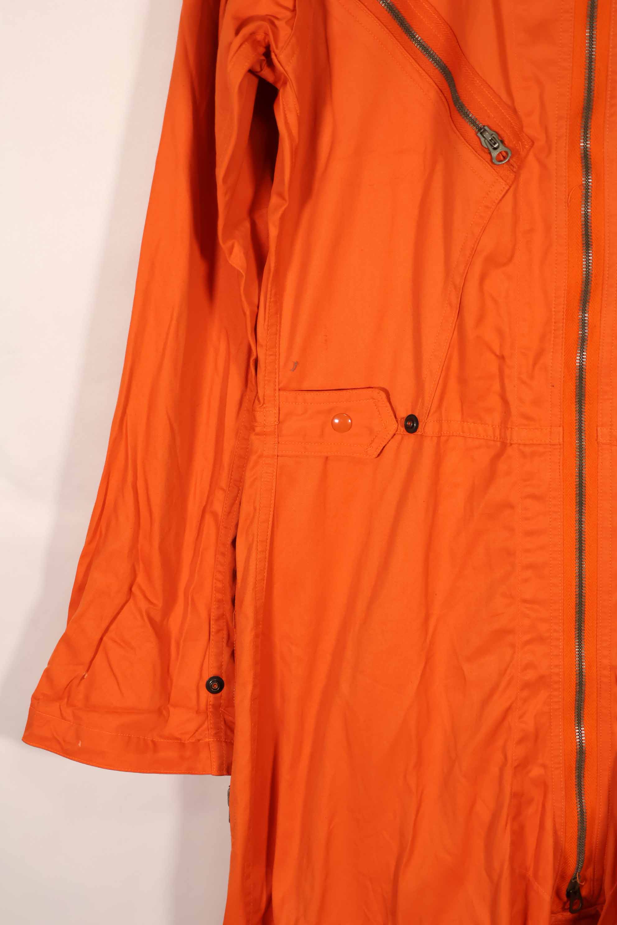 実物　1964年製　アメリカ空軍　USAF K2-B　未使用品　レスキューオレンジ色