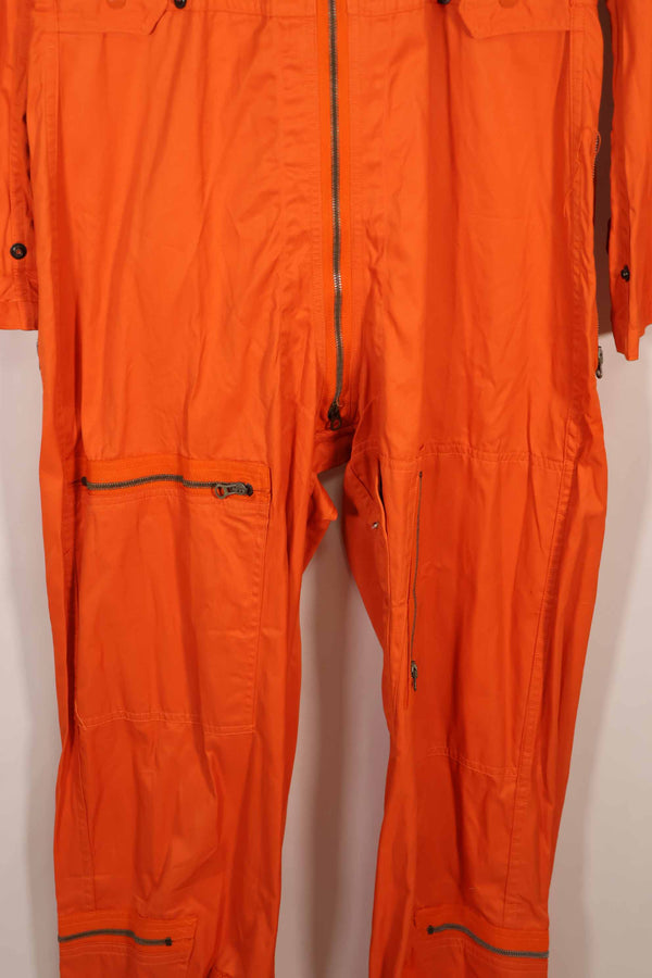 実物　1964年製　アメリカ空軍　USAF K2-B　未使用品　レスキューオレンジ色