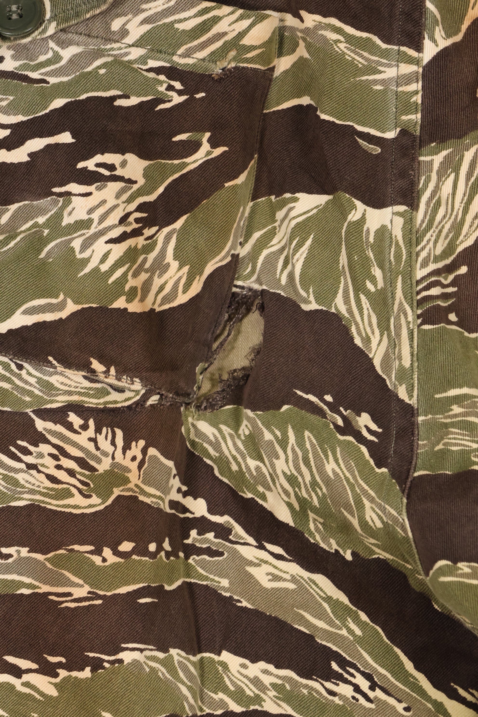 1960年代中頃　推定US-L〜XL　沖縄タイガー　タイガーストライプ　パンツ　HAMAジッパー　中古品