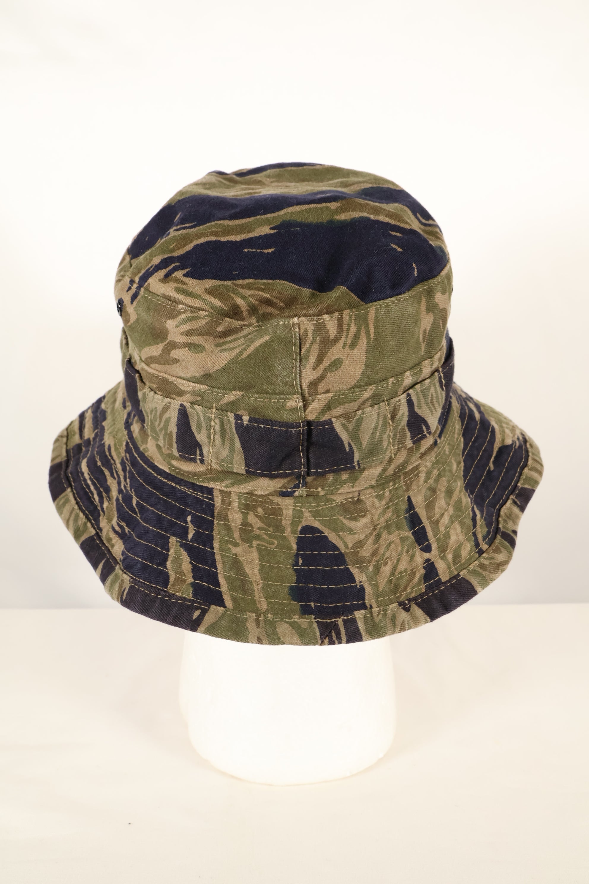 大阪 MASH製　A-S　シルバータイガーストライプ　CISOカット ブーニーハット　中古品