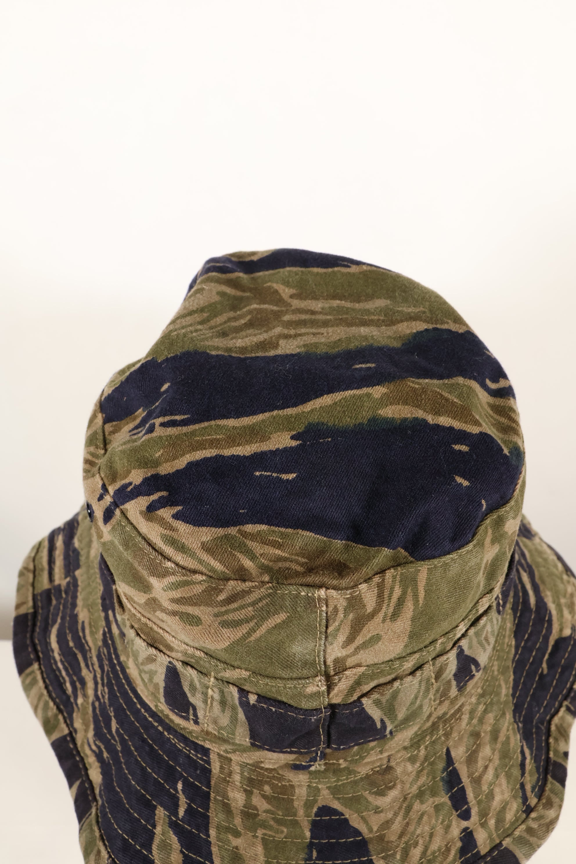 大阪 MASH製　A-S　シルバータイガーストライプ　CISOカット ブーニーハット　中古品