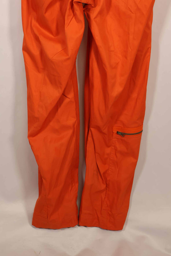 実物　1964年製　アメリカ空軍　USAF K2-B　未使用品　レスキューオレンジ色