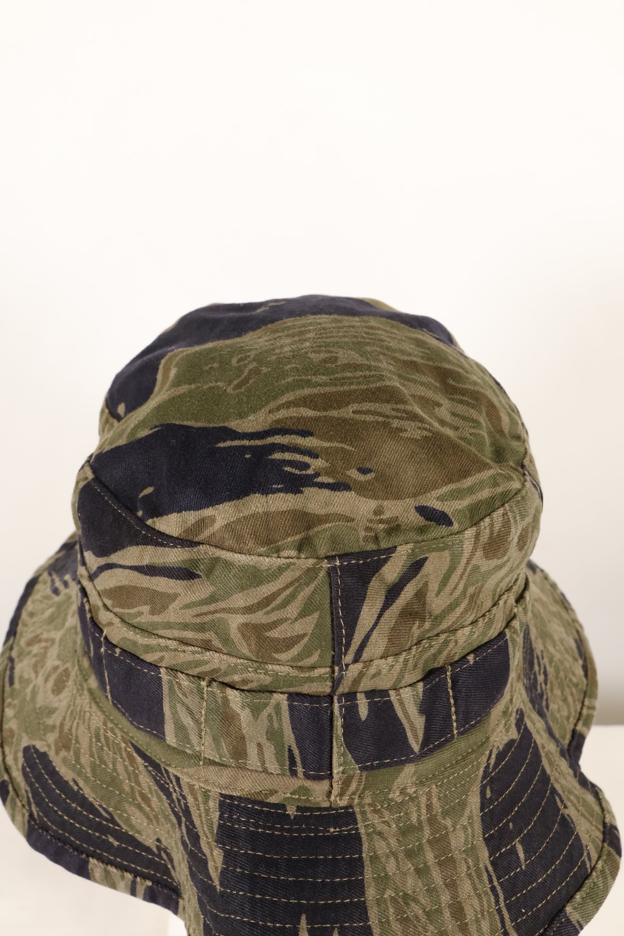 大阪 MASH製　A-M　シルバータイガーストライプ　CISOカット ブーニーハット　中古品