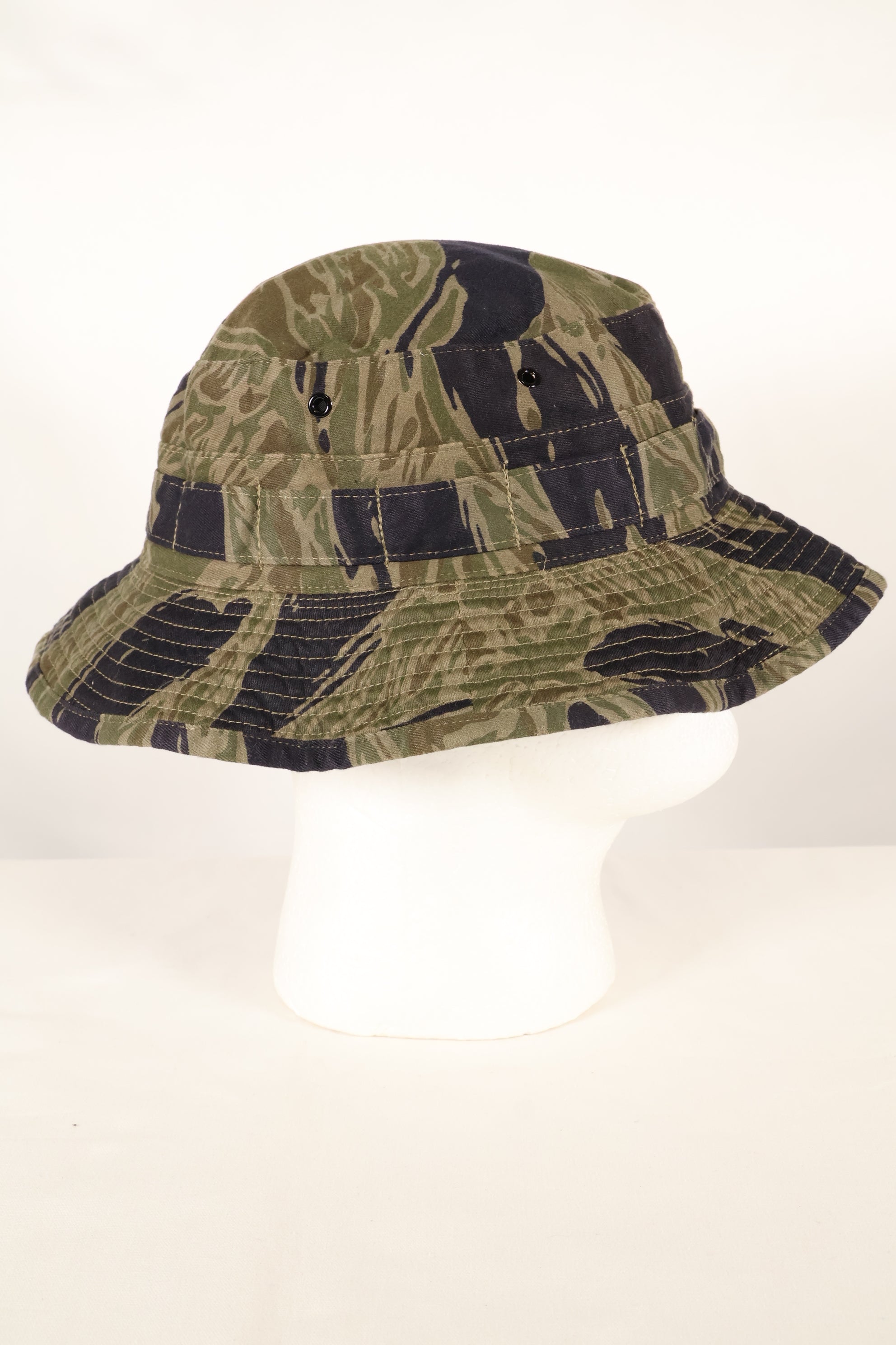 大阪 MASH製　A-M　シルバータイガーストライプ　CISOカット ブーニーハット　中古品