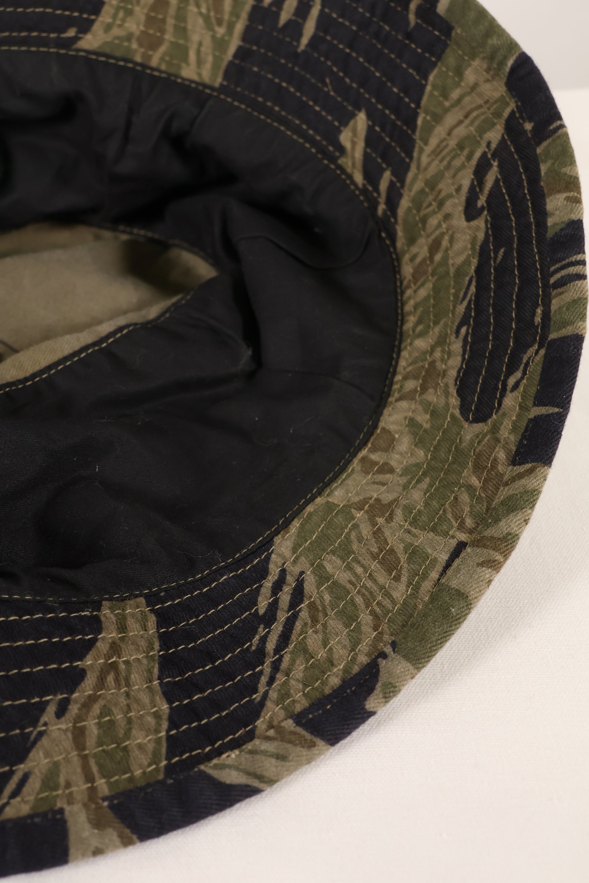 大阪 MASH製　A-M　シルバータイガーストライプ　CISOカット ブーニーハット　中古品