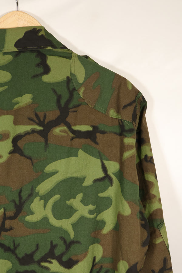 Estimated circa 1967 Deadstock US ARMY Advisor ERDL Camouflage Non Rip M59 Cut Shirt Unused
