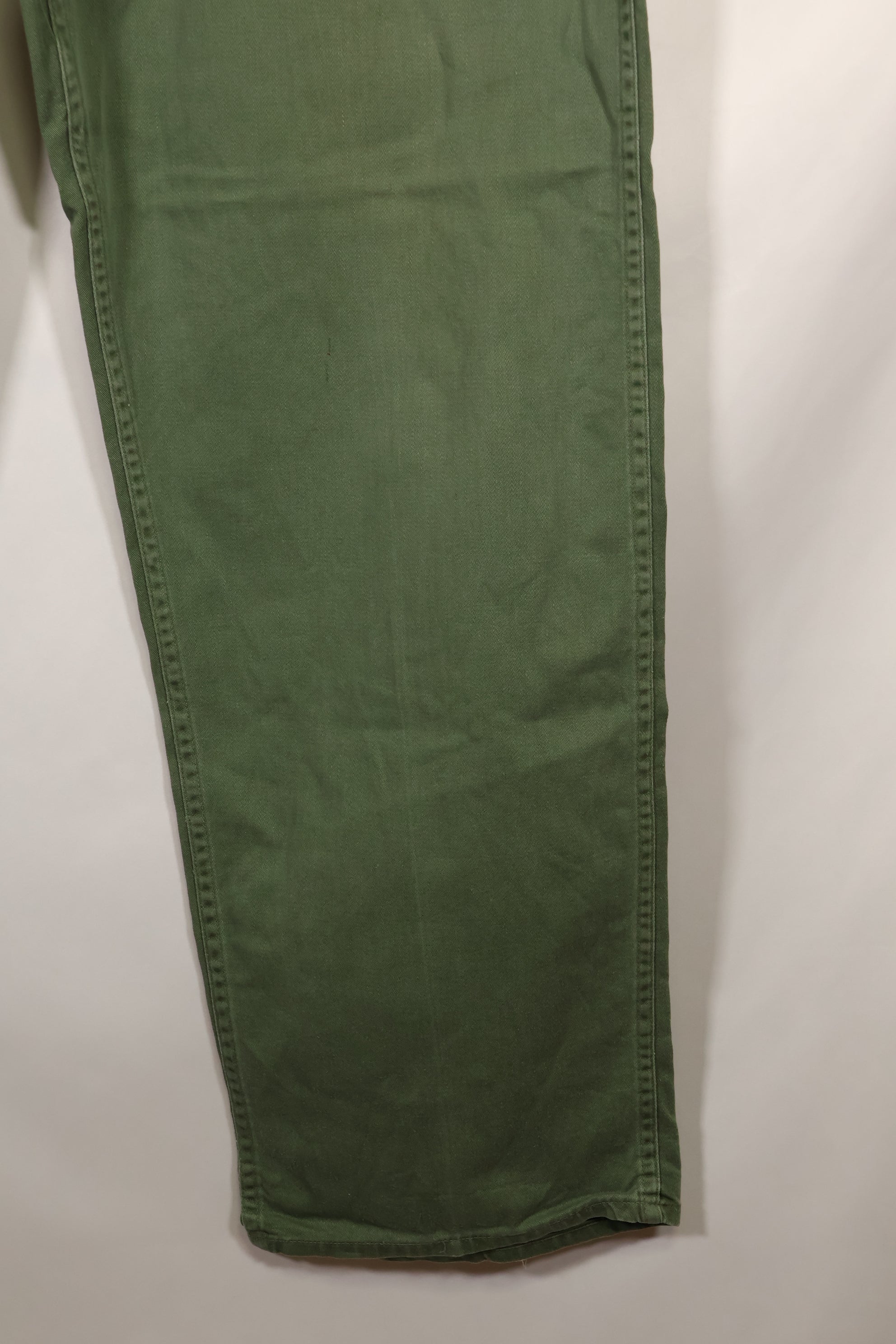 1960年 個人調達品 M〜L アメリカ軍　OG-107 ユーティリティパンツ　ベイカーパンツ　中古品