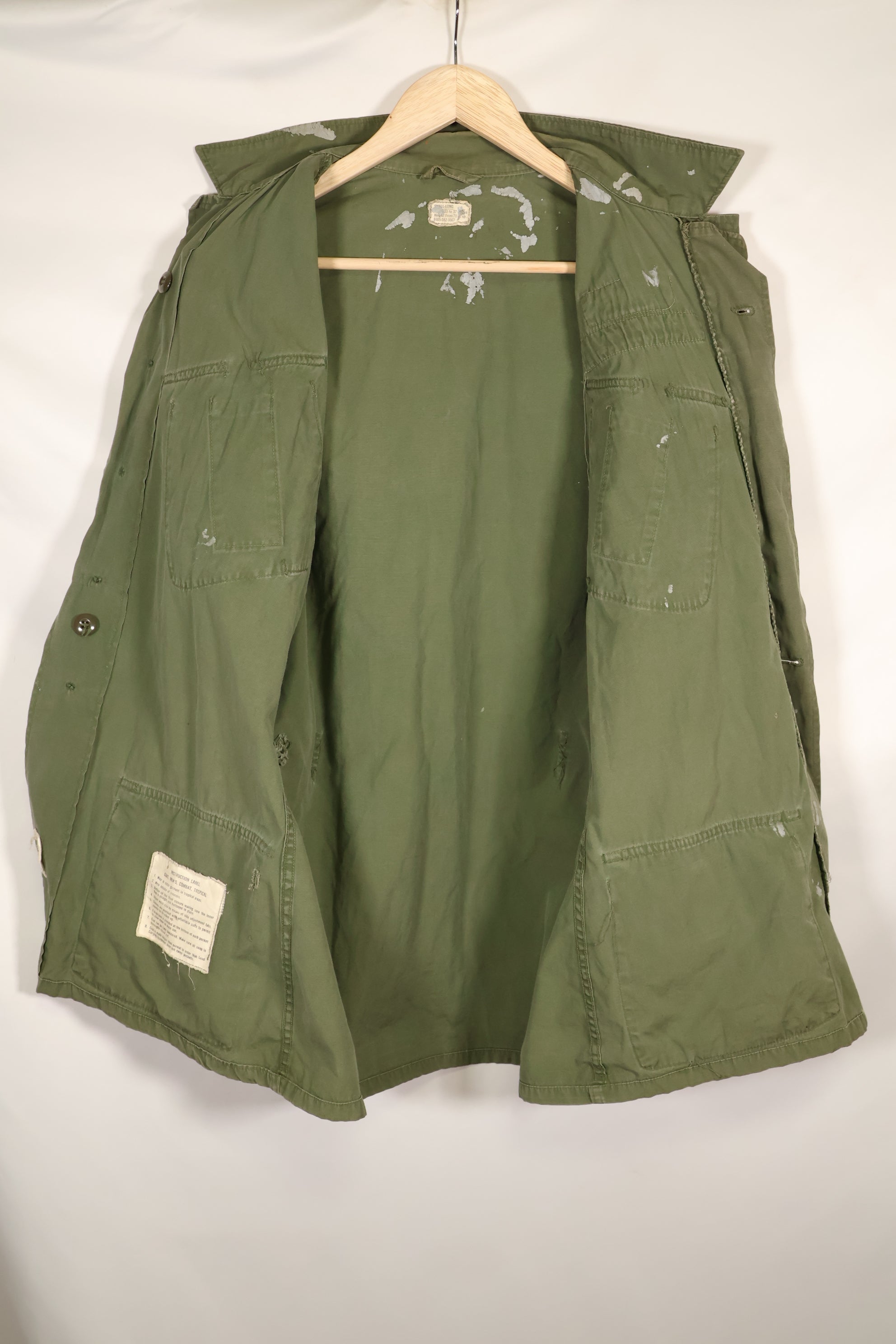 估计大约 1965 年 S-L 第 25 步兵师第 2 款丛林疲劳夹克，带补丁，使用过。