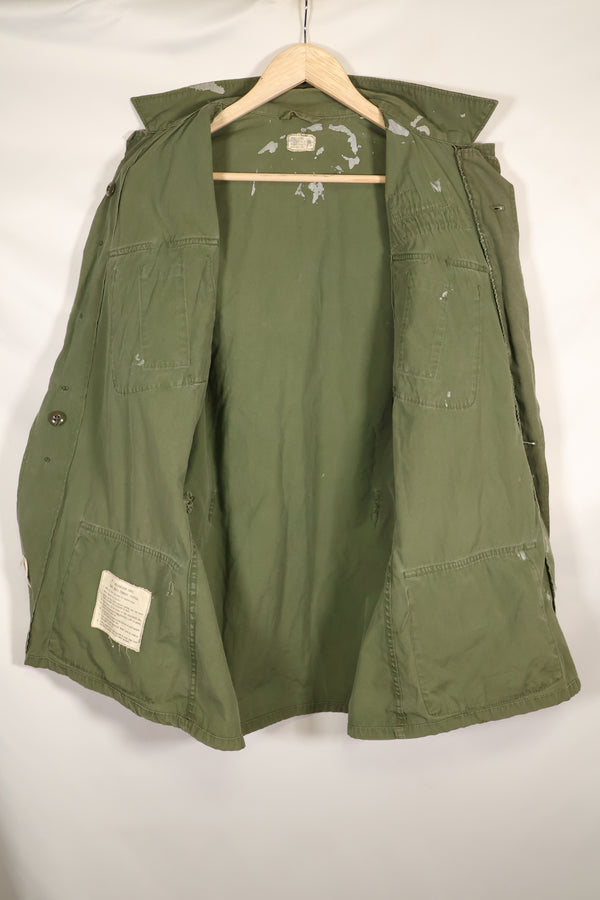 估计大约 1965 年 S-L 第 25 步兵师第 2 款丛林疲劳夹克，带补丁，使用过。