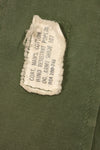 估计大约 1965 年 S-L 第 25 步兵师第 2 款丛林疲劳夹克，带补丁，使用过。