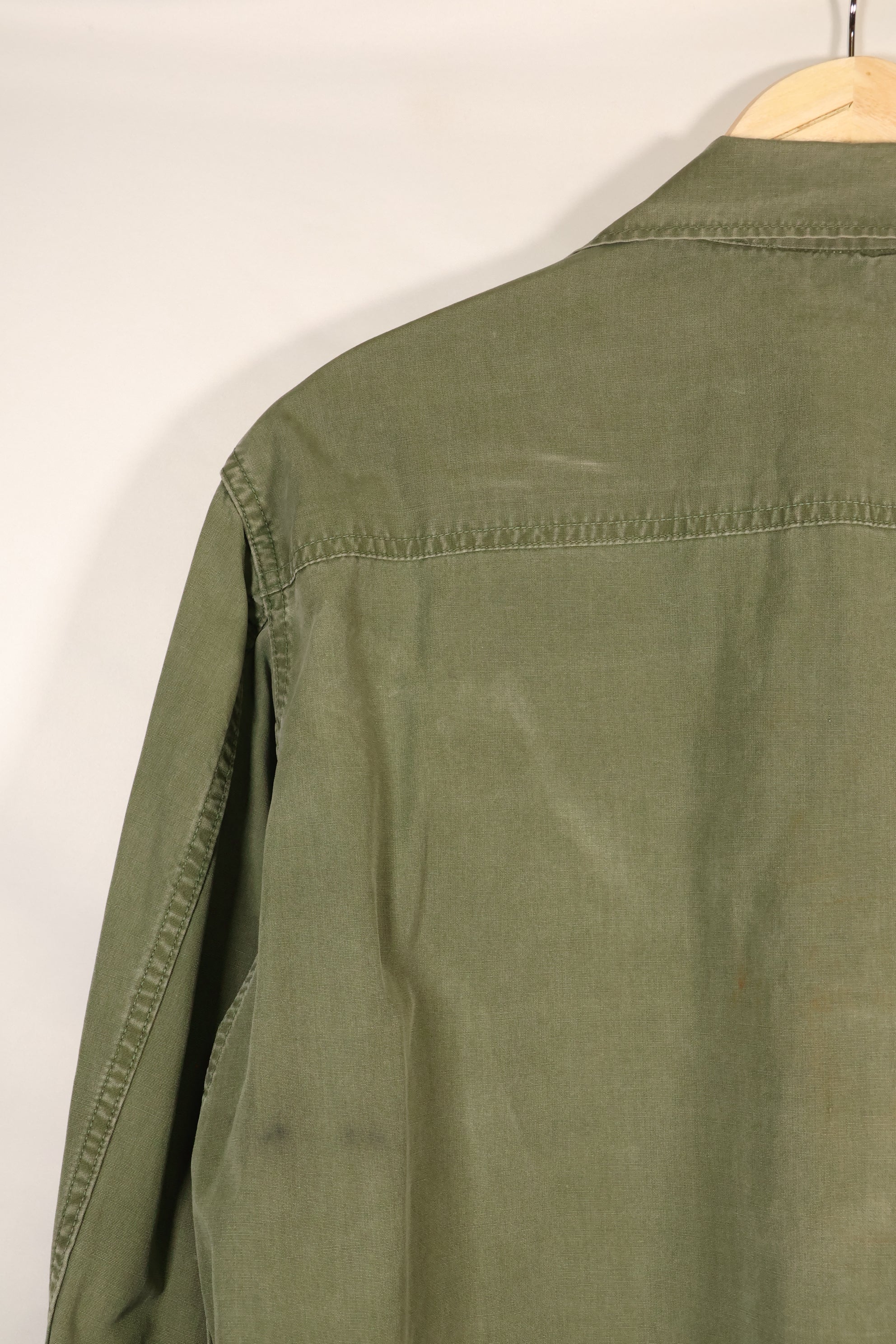 1967年契約　M-R　アメリカ陸軍　3rd Model ジャングルファティーグ　ジャケット　パッチ付　中古品