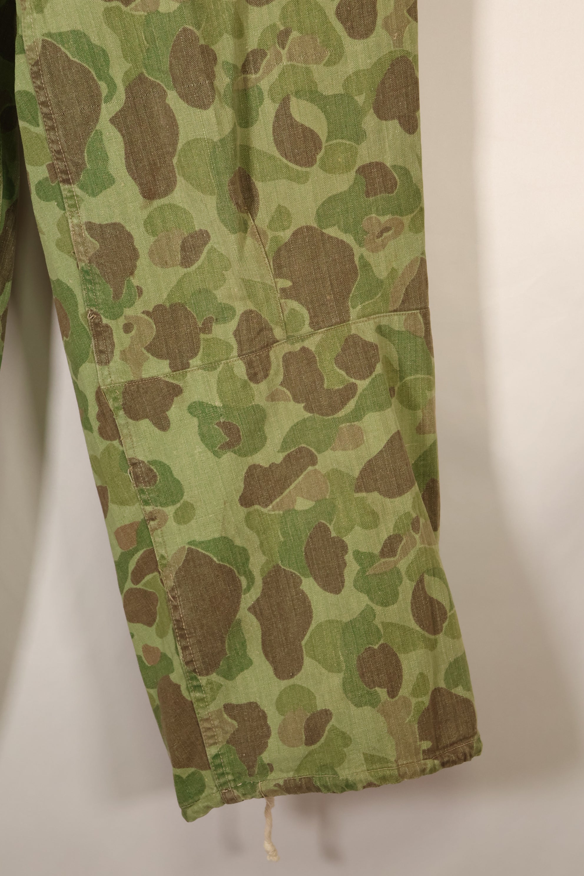 1940年代　WWII USMC　P-44　フロッグスキン迷彩　パンツ　状態良い　退色あり　中古品